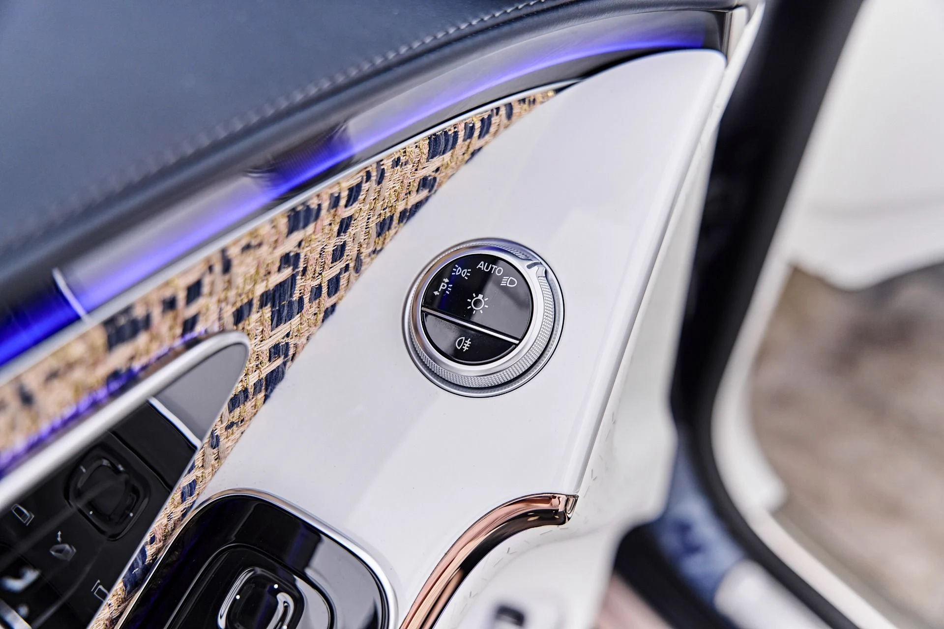 mph041_1609913140_Used_2023_Mercedes_Benz_S_Class_Maybach_S_680_1790209107_85f3671ee9