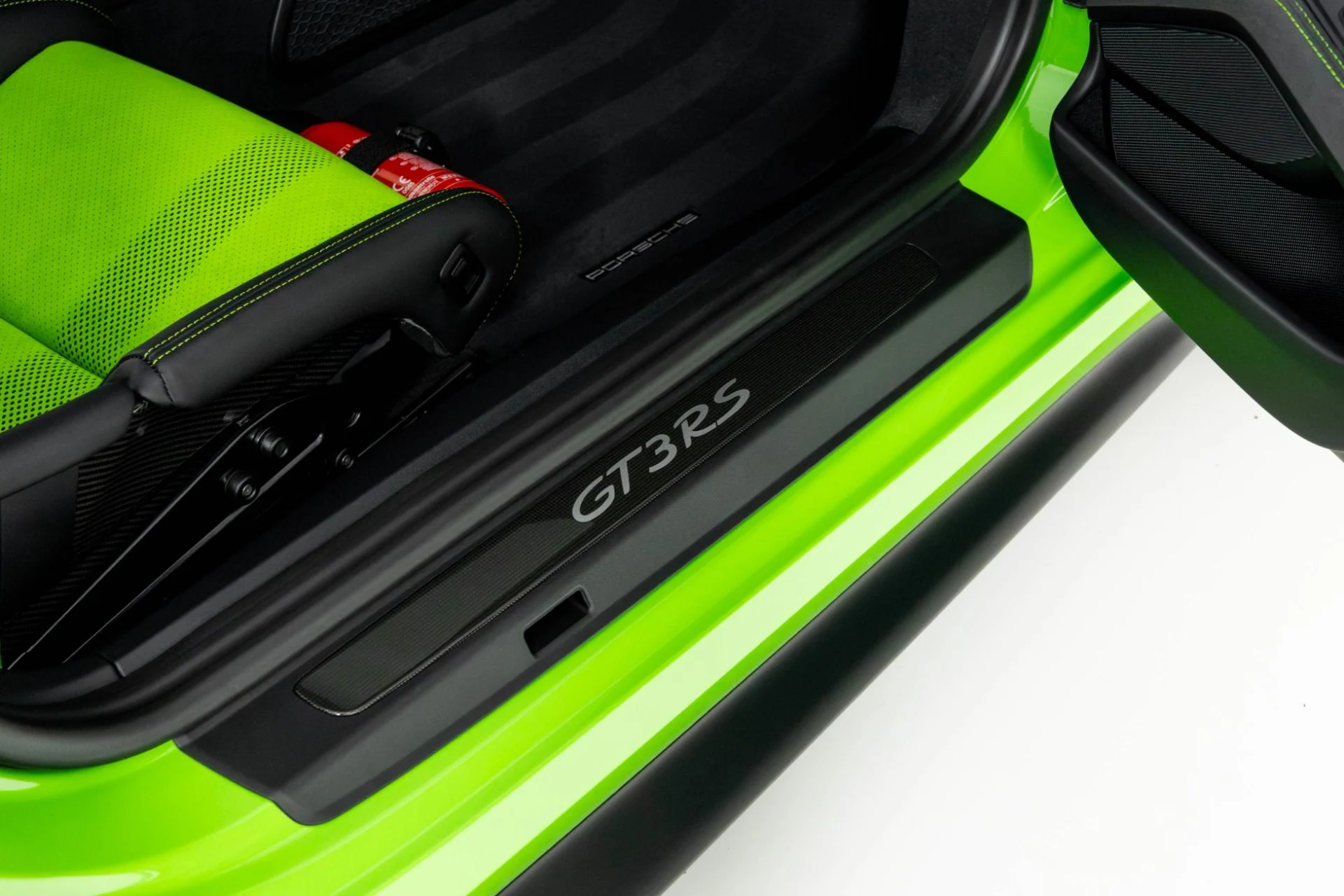 mph041_1610705928_Used_2019_Porsche_911_GT_3_RS_1763595291_1c9629c257