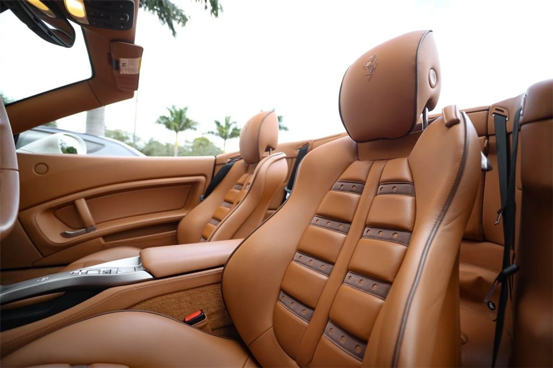 mph041_161657975_a4997318231390c18ec9ed1a84a966f8_5af74a9bf0