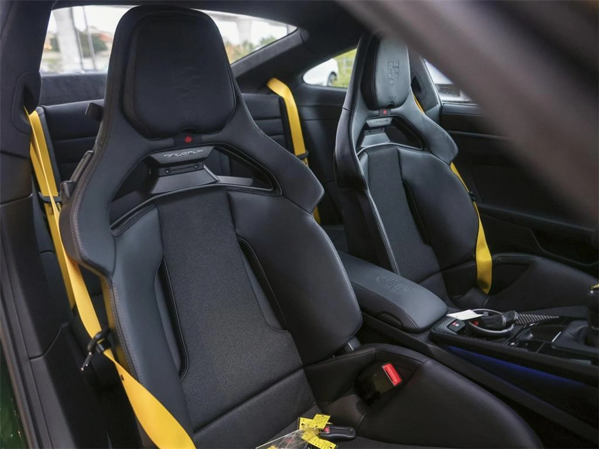 mph041_1618989250_act_Iihg_V7_ZV_3_Rq_B_Hrfz_I_Sm4_l_M4_cbfc8e32e5