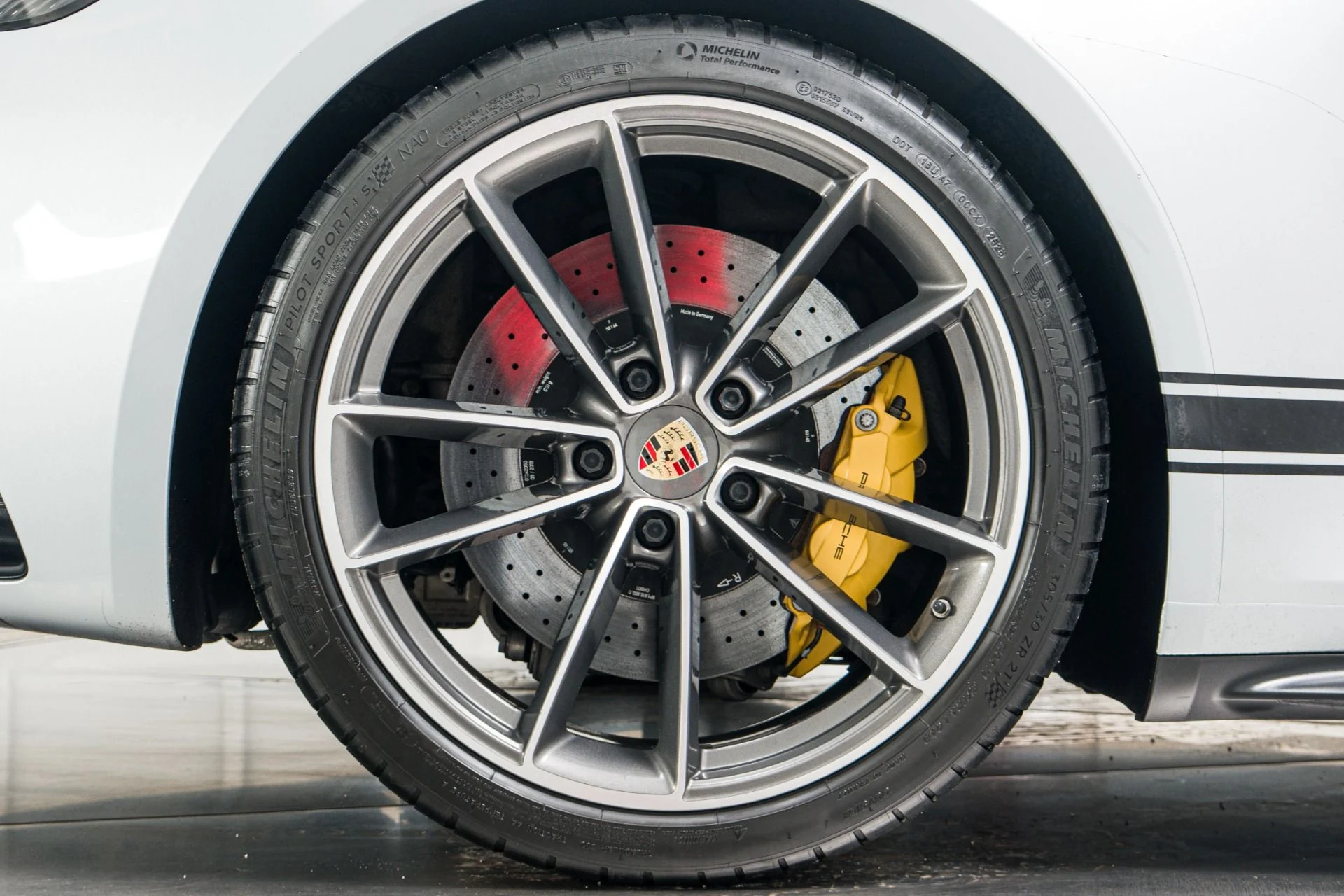 mph041_1623917521_Used_2020_Porsche_911_Carrera_S_Carbon_Ceramic_Brakes_Sport_Chrono_1767897266_2e7f64f3e8