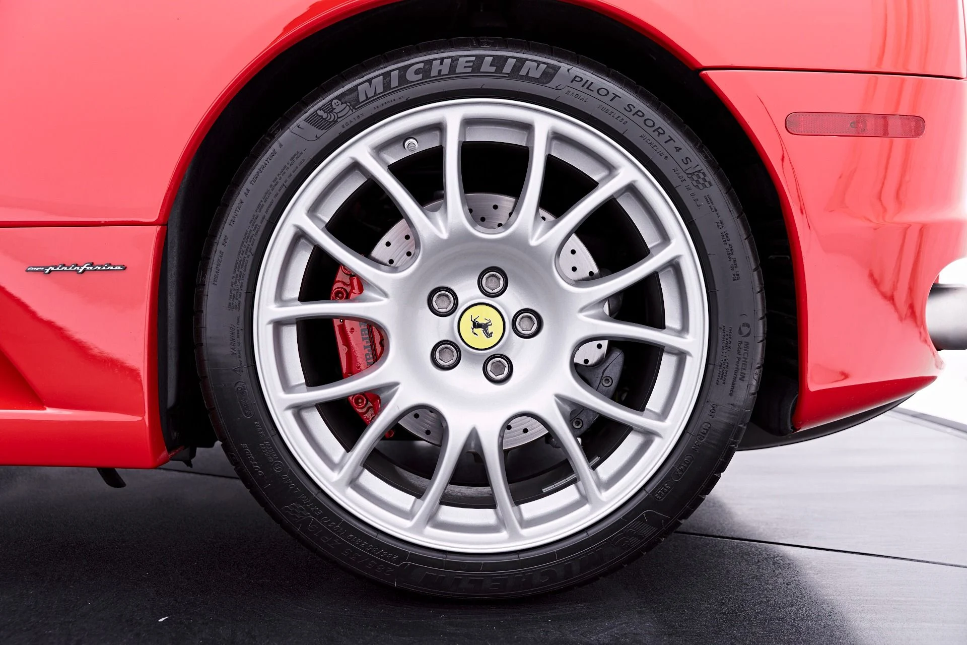 mph041_1634586065_Used_2006_Ferrari_F430_Berlinetta_1781025136_e9dbcdbf72