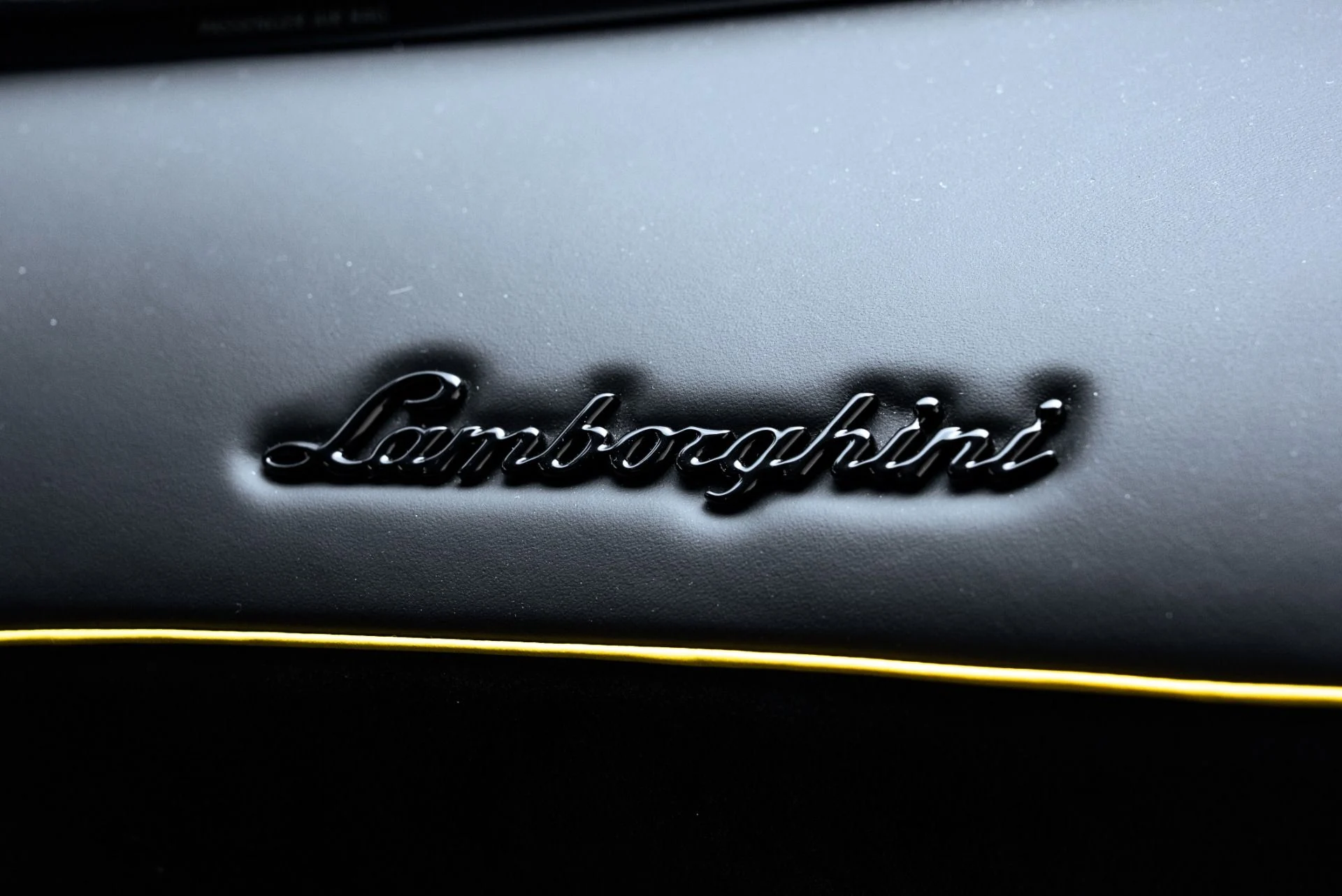 mph041_1648121013_Used_2016_Lamborghini_Aventador_SV_1775078140_7778c94ddb