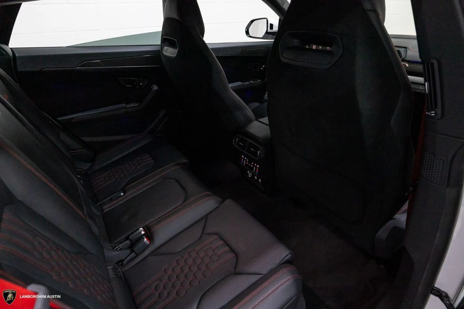 mph041_1653678303_6c63928539f9a130d945820de6ecb19cx_37d2c1b5a4