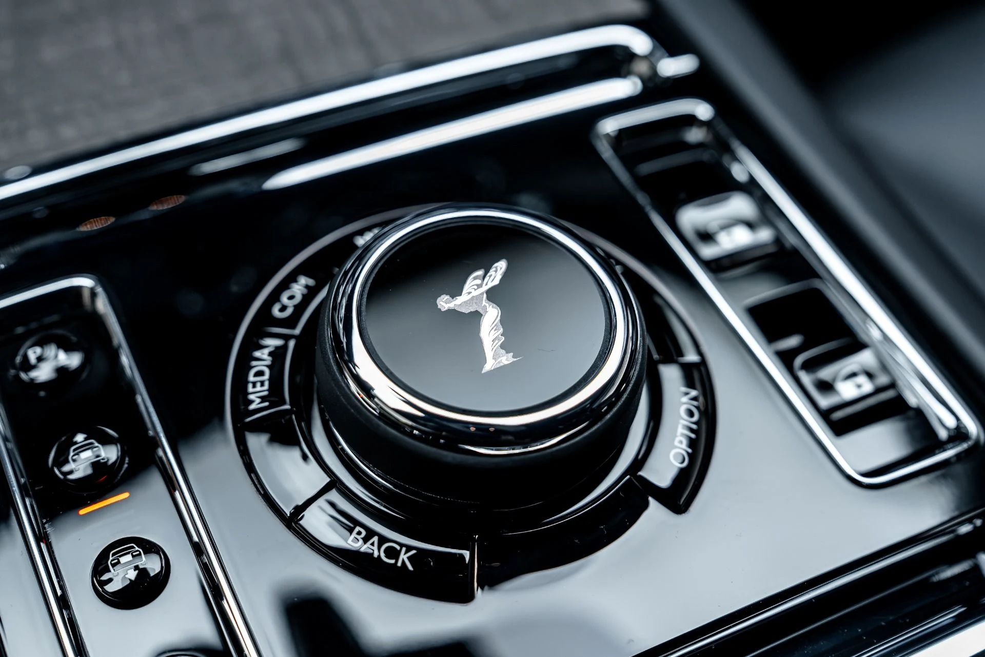 mph041_1661250160_Used_2022_Rolls_Royce_Ghost_1784162827_cf4e5ed453