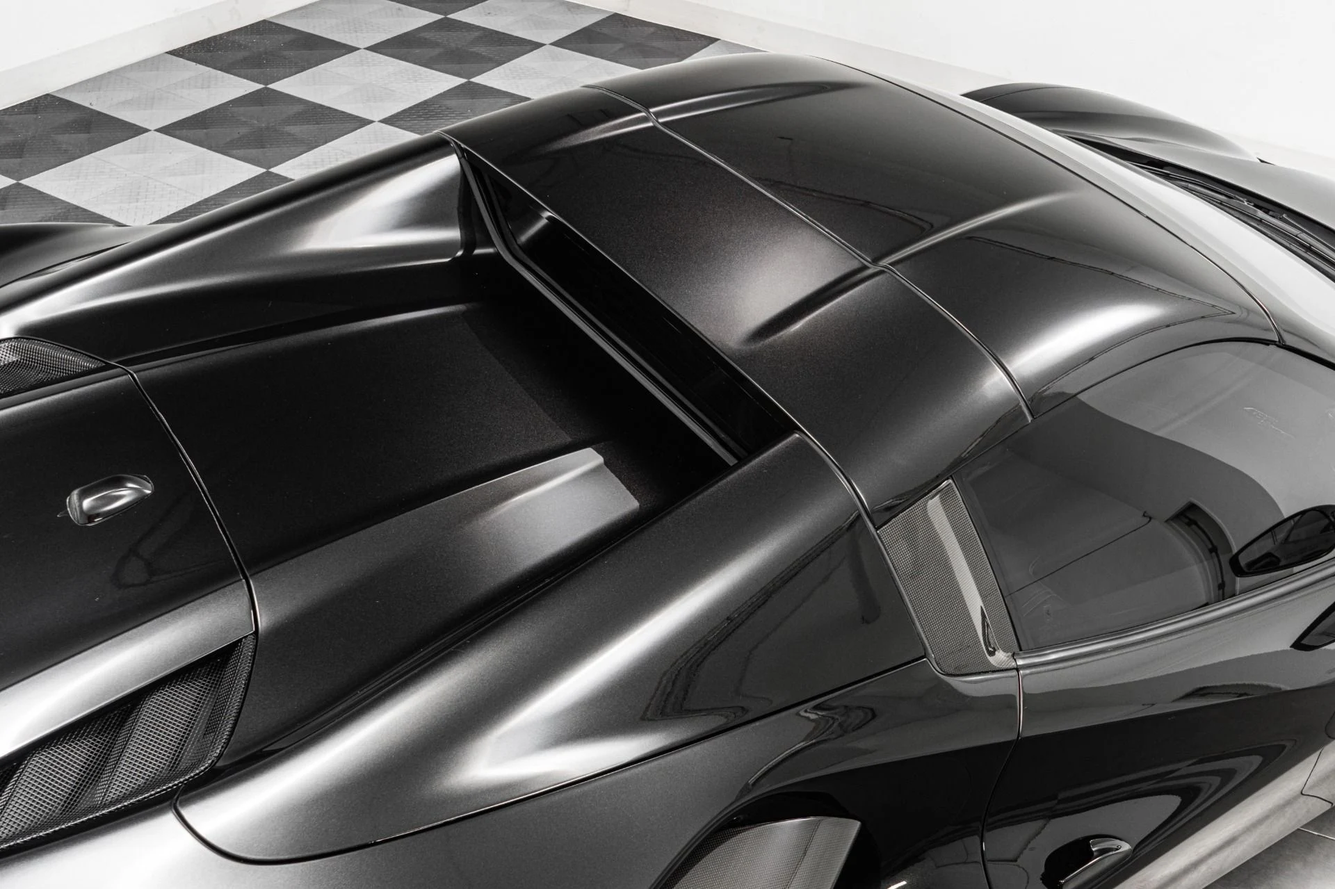 mph041_1681485659_Used_2018_Ferrari_488_Spider_Extensive_Carbon_Fiber_Trim_Low_Miles_1776720034_94a0a6fb28