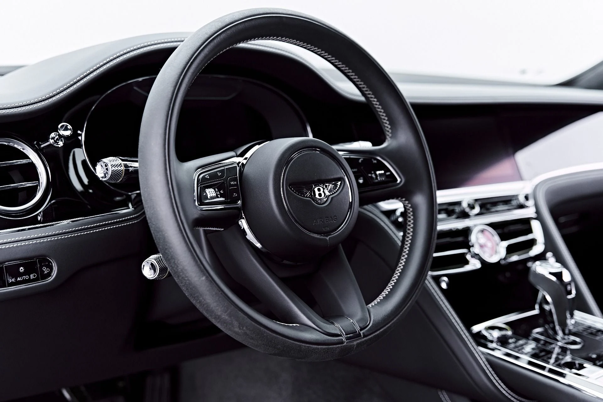 mph041_1689506232_Used_2023_Bentley_Flying_Spur_S_1784247286_a3932fbf67