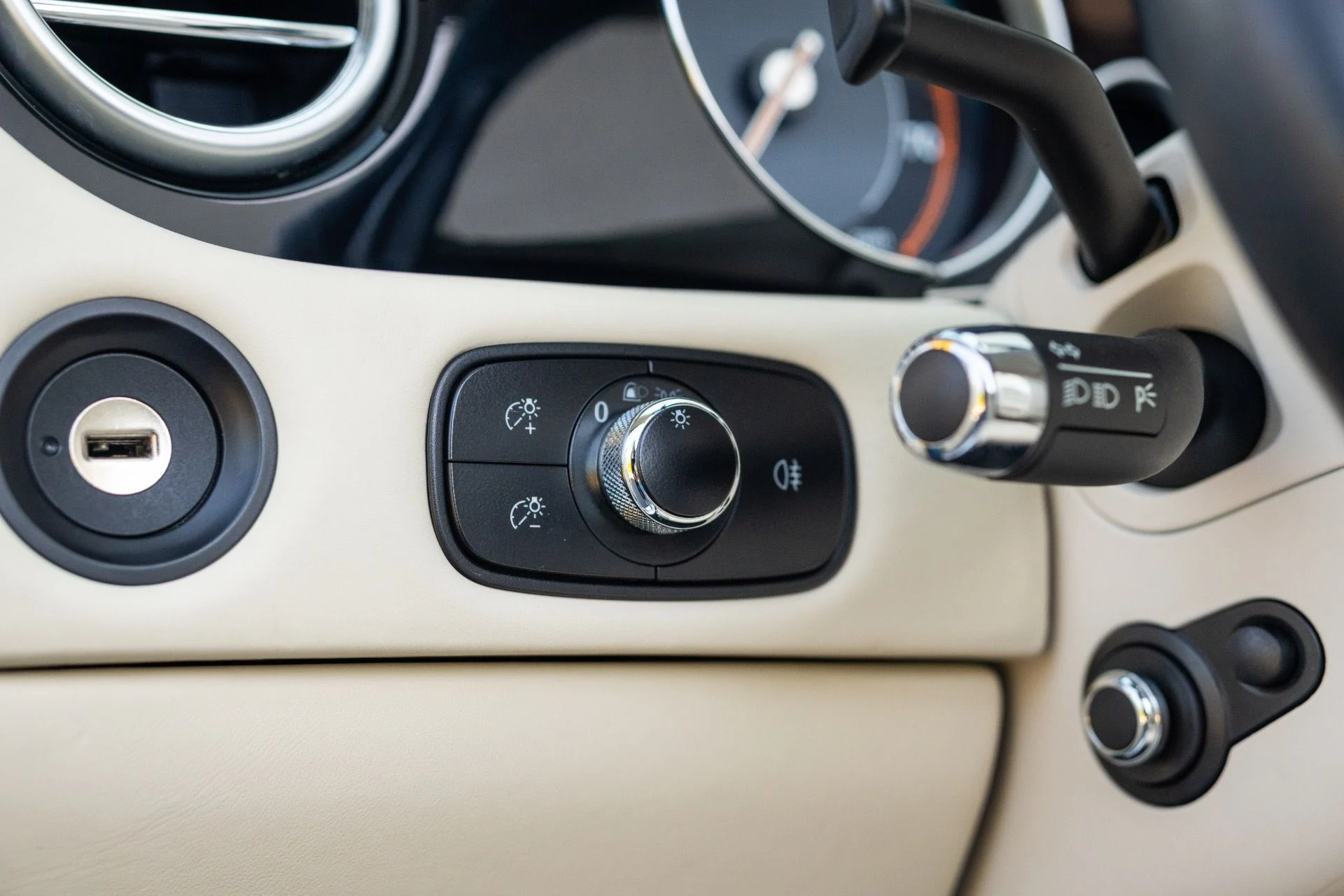 mph041_1694217700_Used_2015_Bentley_Continental_GT_V8_S_1769717310_013f6dd241