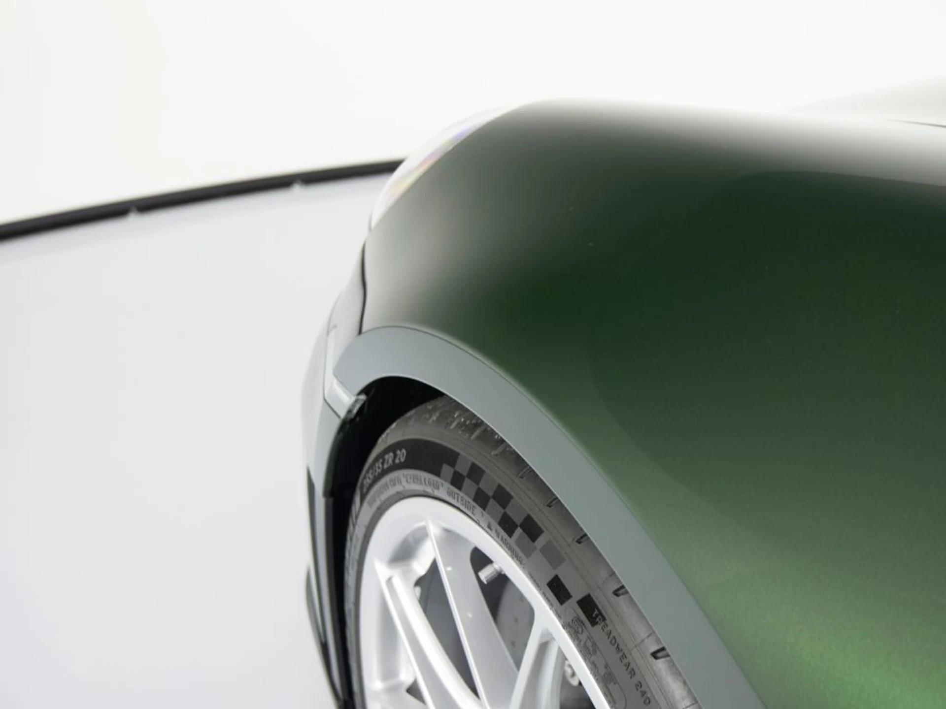 mph041_1718204422_c38442a0007cd3b425934bdf38e7b104x_0c246f7728