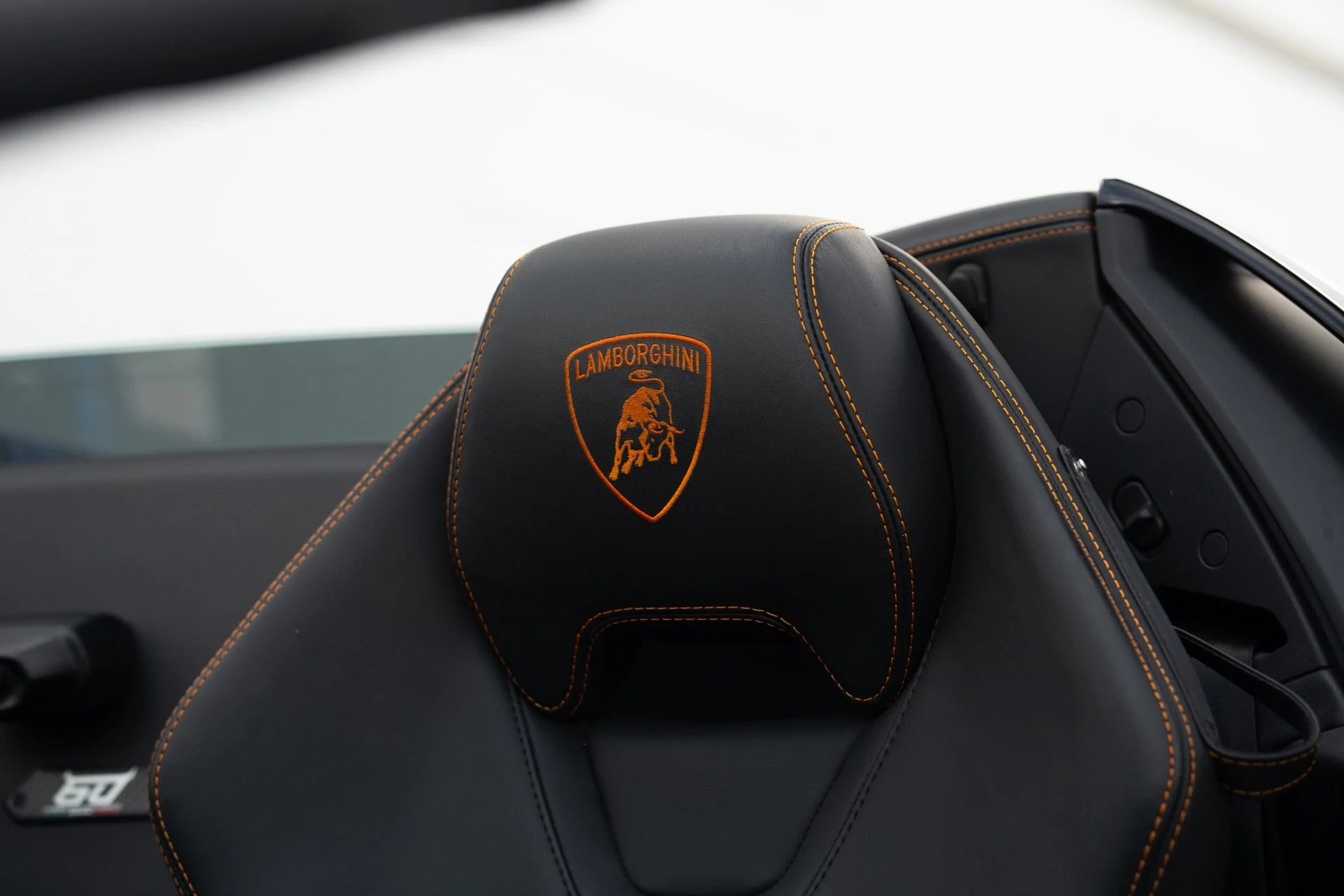 mph041_172183644_Used_2023_Lamborghini_Huracan_EVO_Spyder_1763055563_3a03bb255d