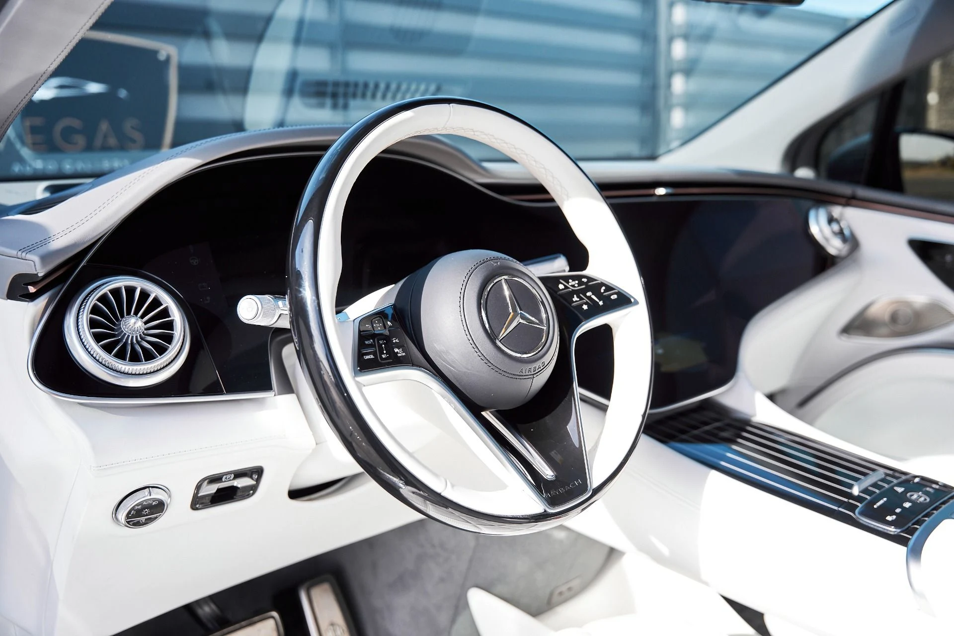 mph041_1722376828_Used_2024_Mercedes_Benz_EQS_Maybach_EQS_680_1766455903_a5af362d18