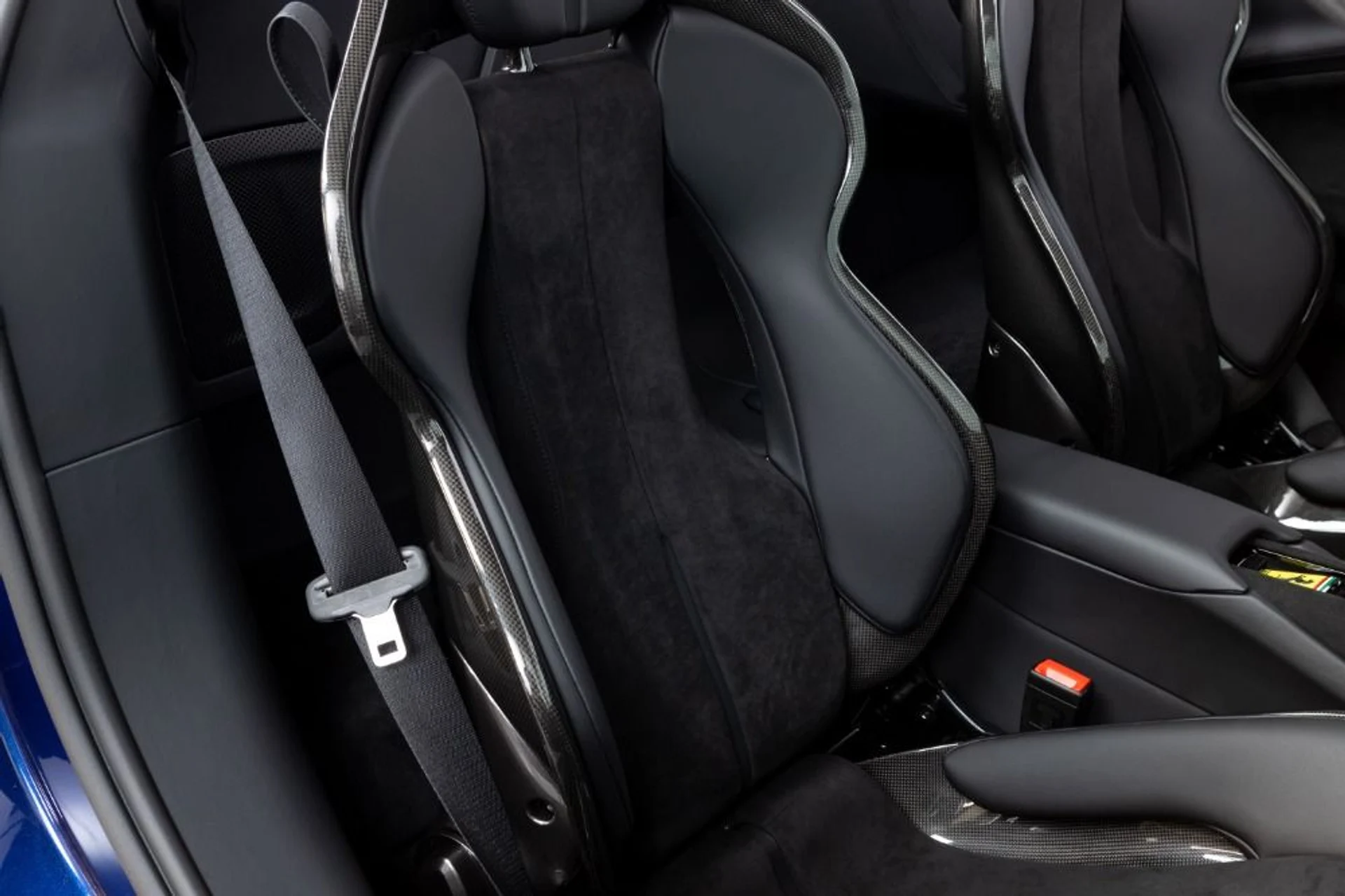 mph041_1725980301_Used_2023_Ferrari_296_GTS_8e0880dc74