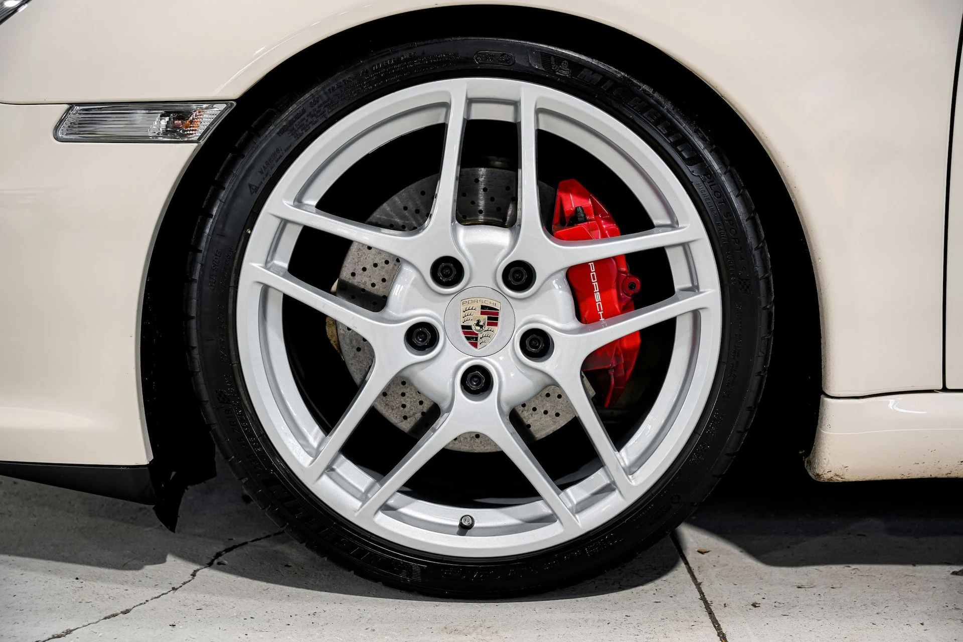 mph041_1729730672_7bdc6fe5c1638941b91d1136eb06f8bax_678829bcde