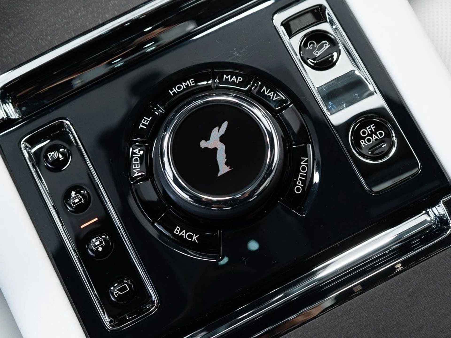 mph041_175697852_ec838d7a1334f14521acb18784b81068_9c160b8596