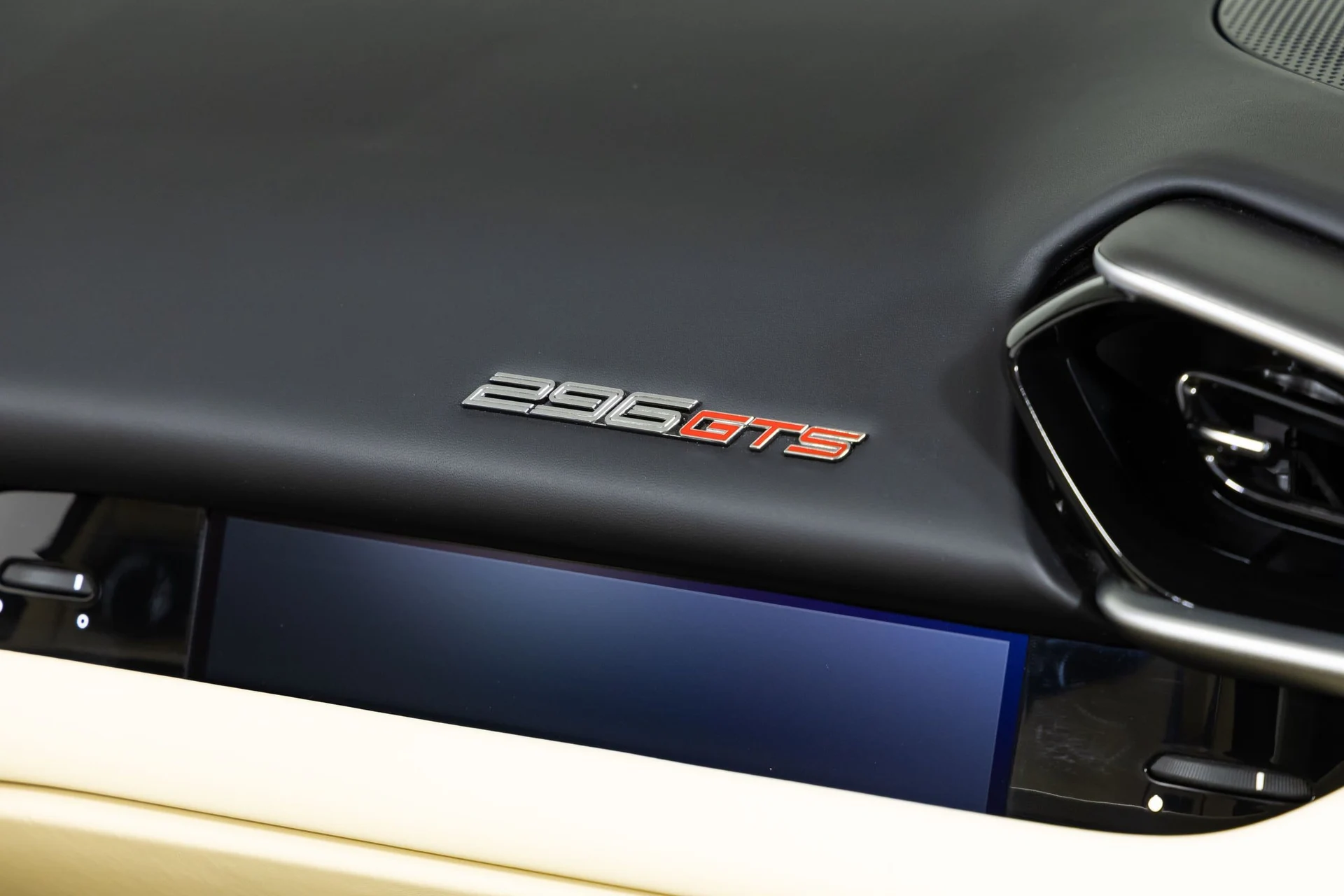 mph041_1766939156_4d485a3d29d242818756e4e0d72eb0d9_4c18a9dc55