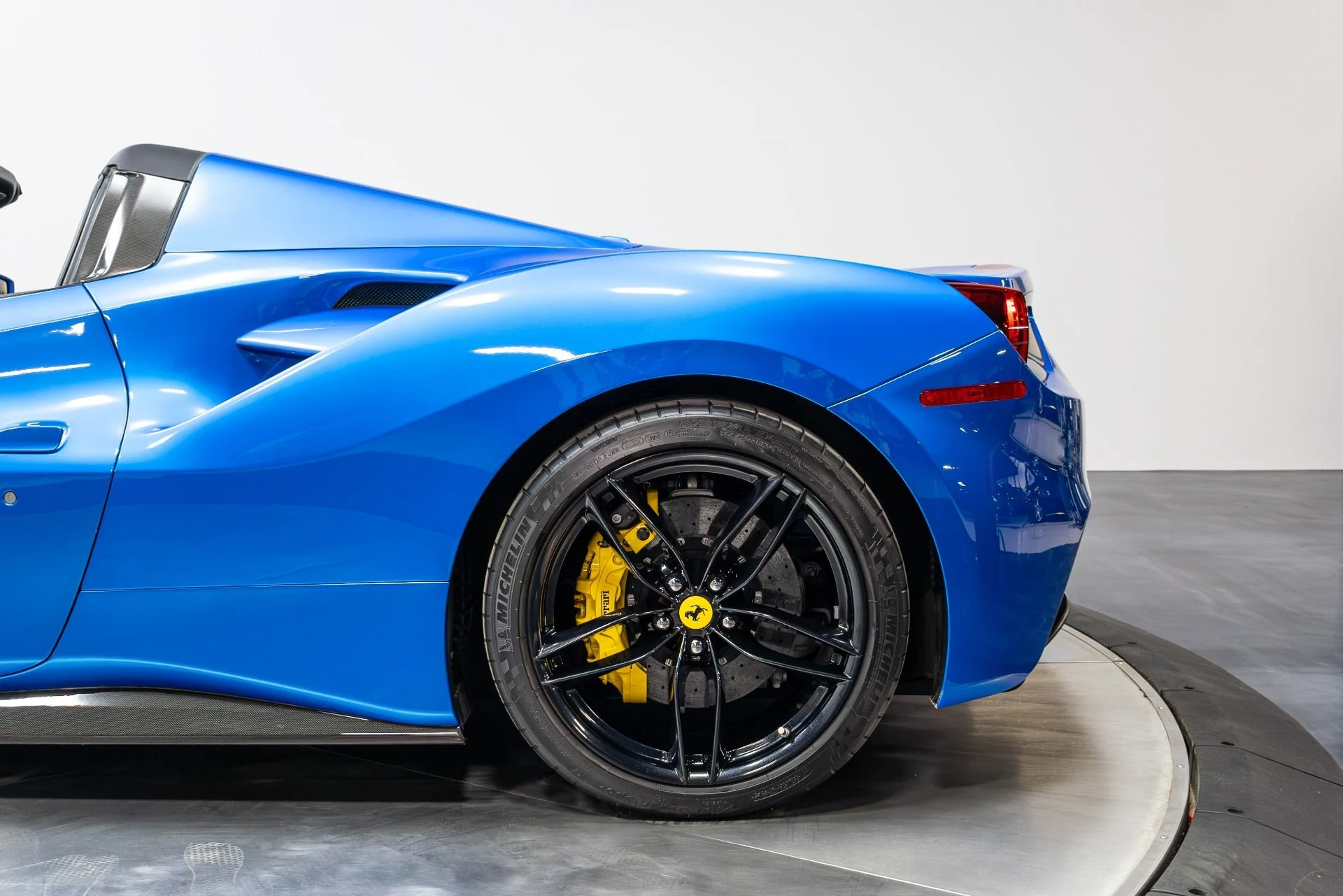 mph041_1770142189_Used_2016_Ferrari_488_Spider_1773694587_d0167a151f