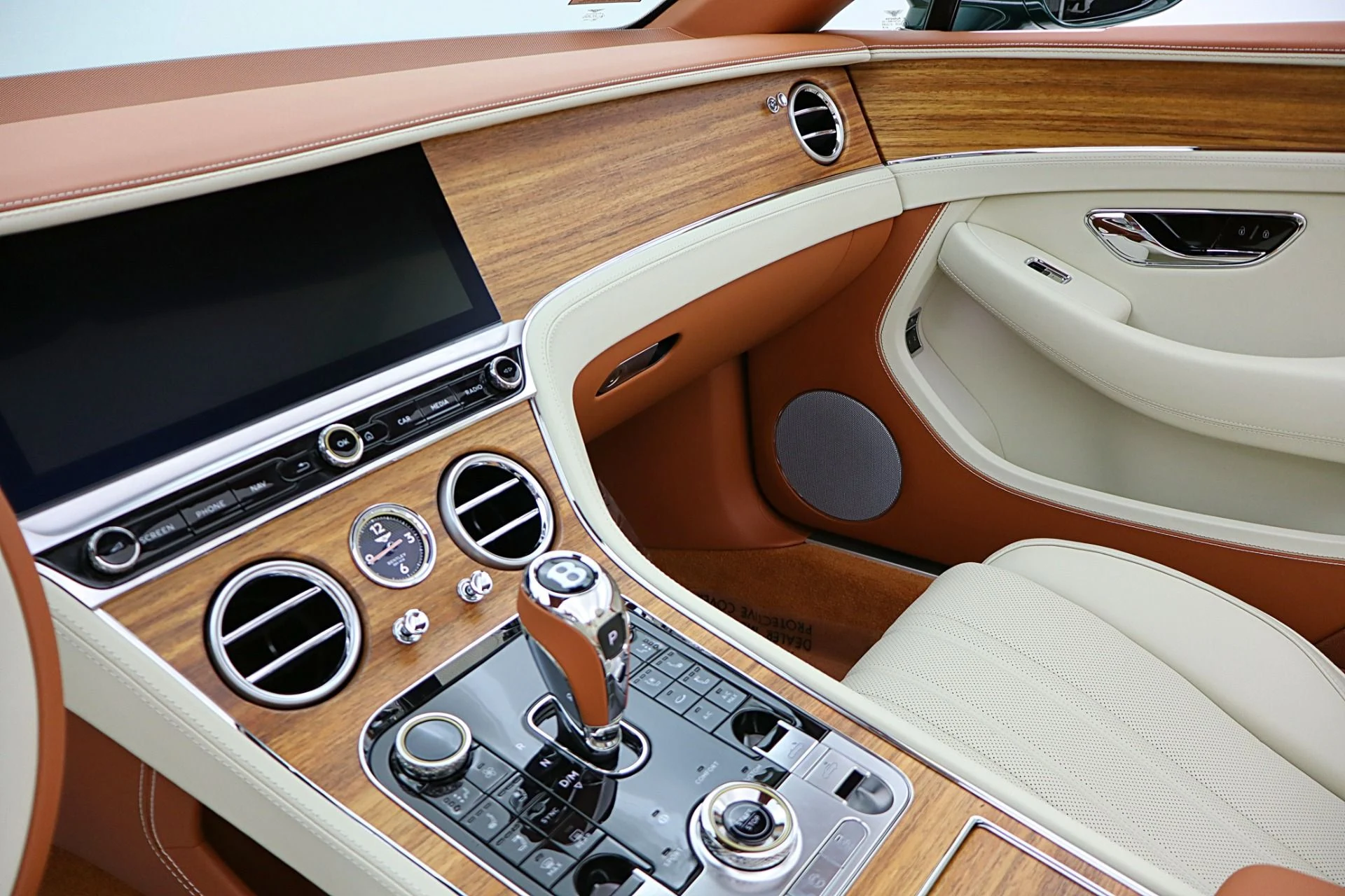 mph041_1779723240_New_2026_Bentley_Continental_GTC_5112f41e36