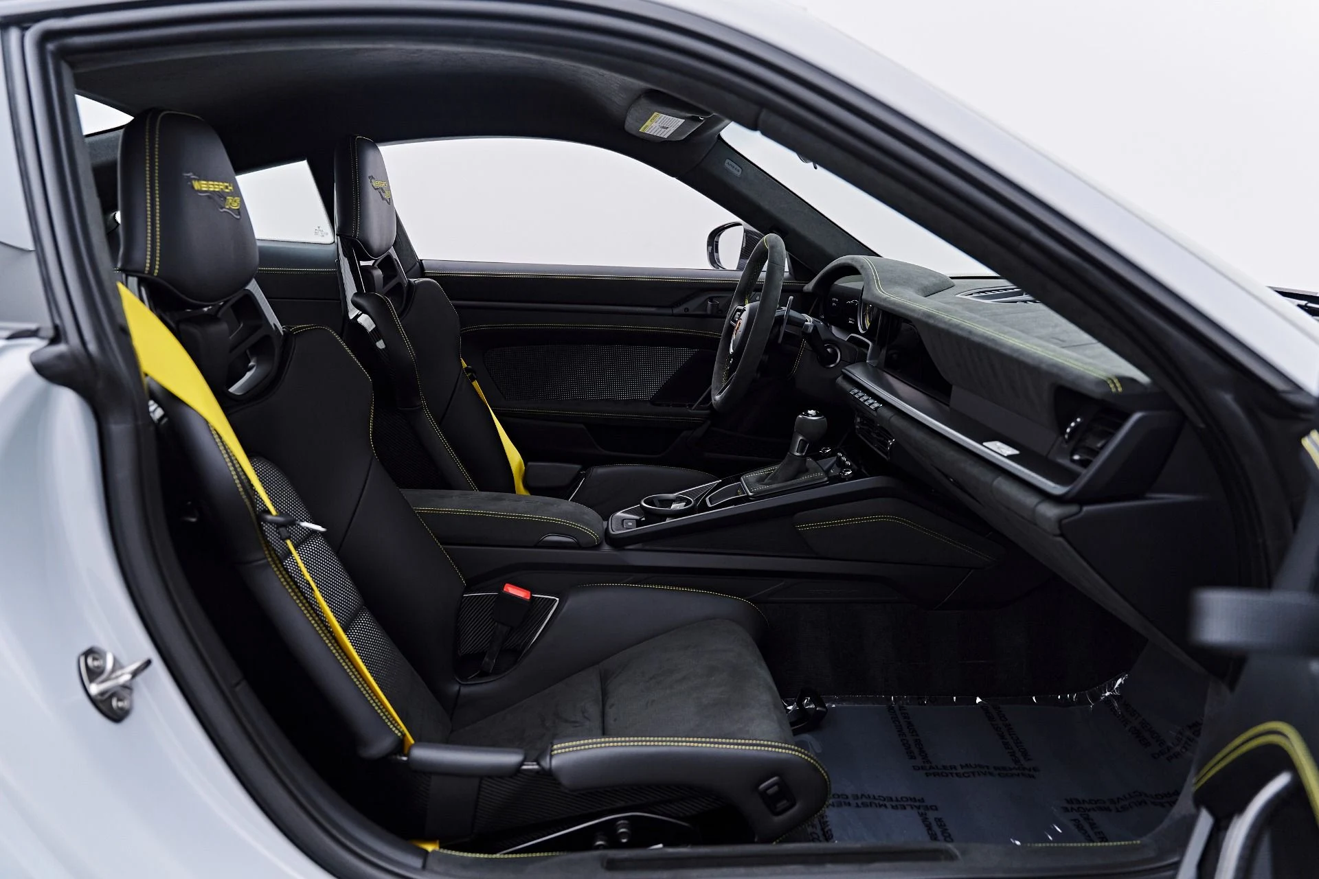 mph041_1789331675_Used_2025_Porsche_911_GT_3_RS_1790364158_327a90a8c2
