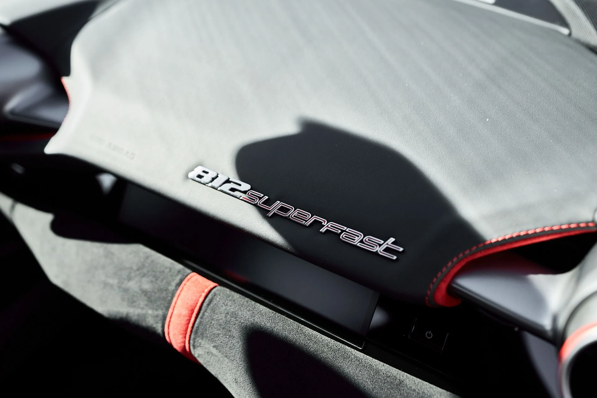 mph041_179882707_Used_2018_Ferrari_812_Superfast_Base_1767042820_805fdfc6db