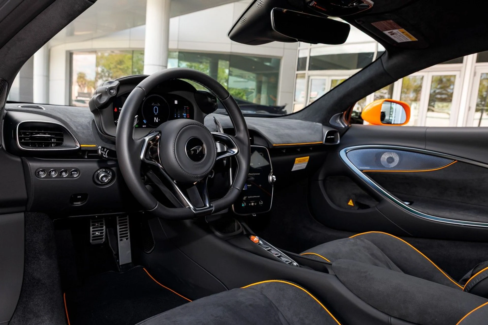 mph041_1802921891_656_p42_l_dfb8fc281d