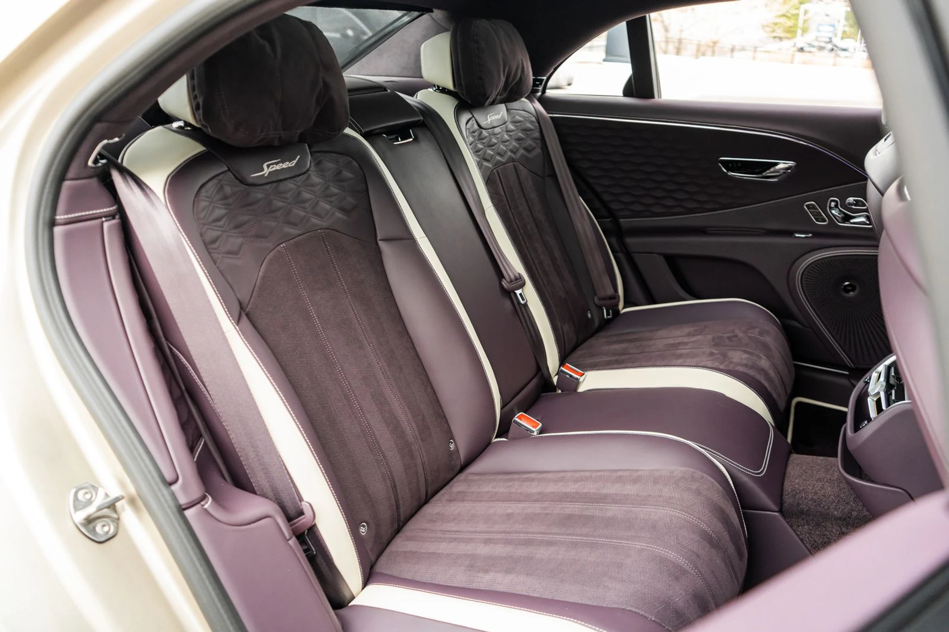 mph041_1809664652_40f7ad80_ed10_4b6f_b07e_f8b8c719c78b_57858c0424