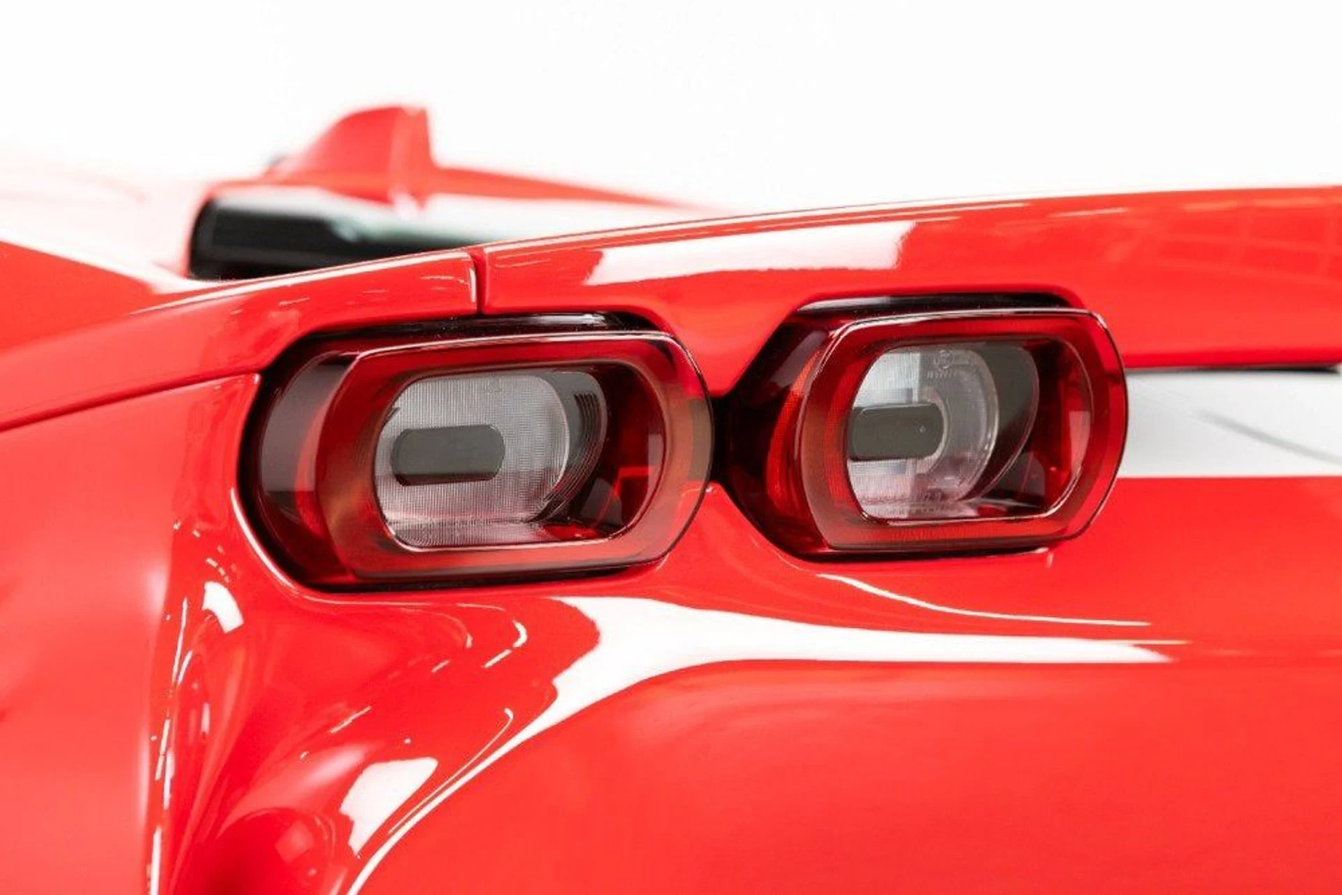 mph041_181946458_32883571a3584a468f0465282ce04b10_6d4045c86b