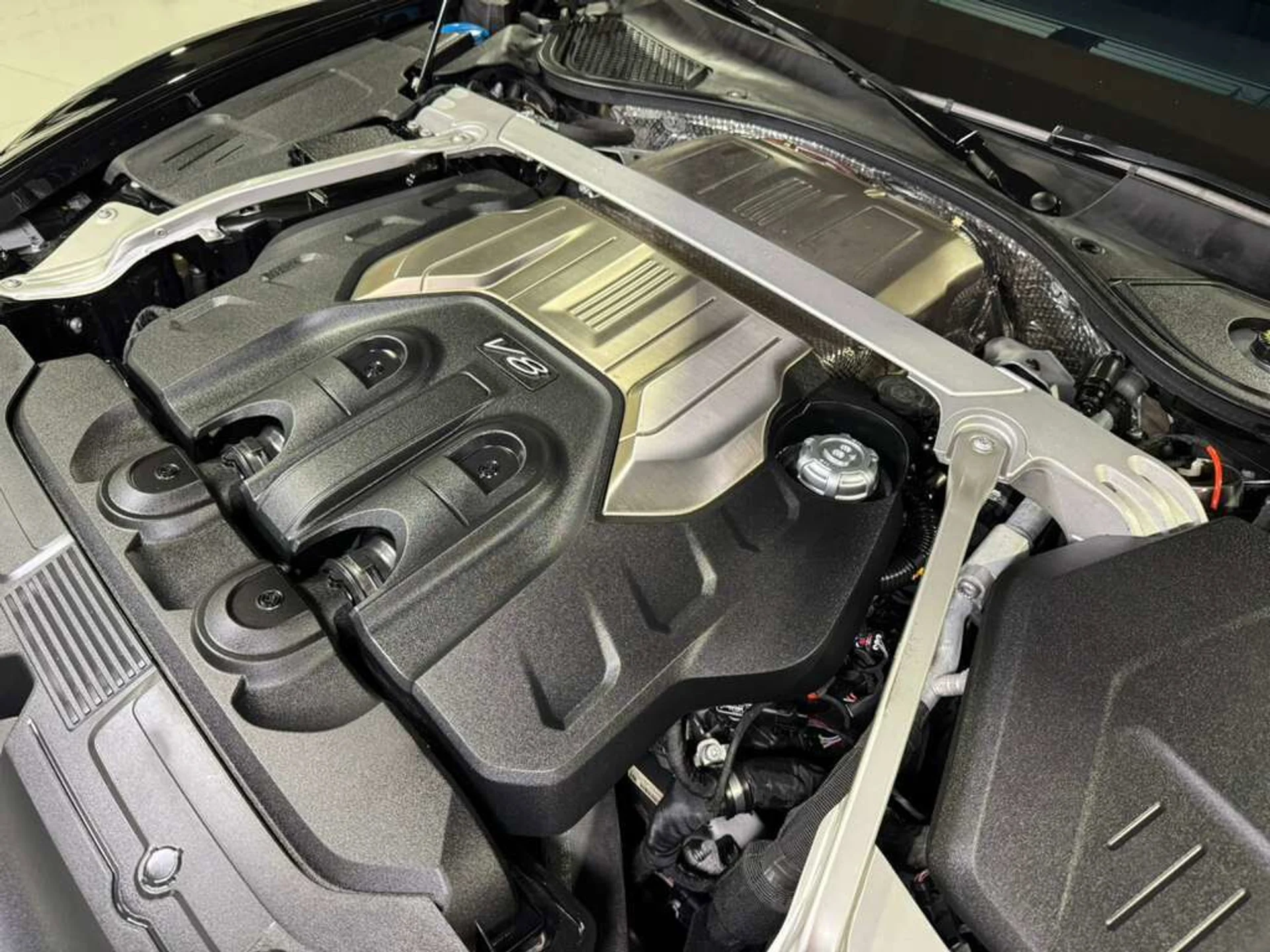 mph041_1833846240_7e94fbb1eeb5f64c54976dcacfe2559a_9c836247f1