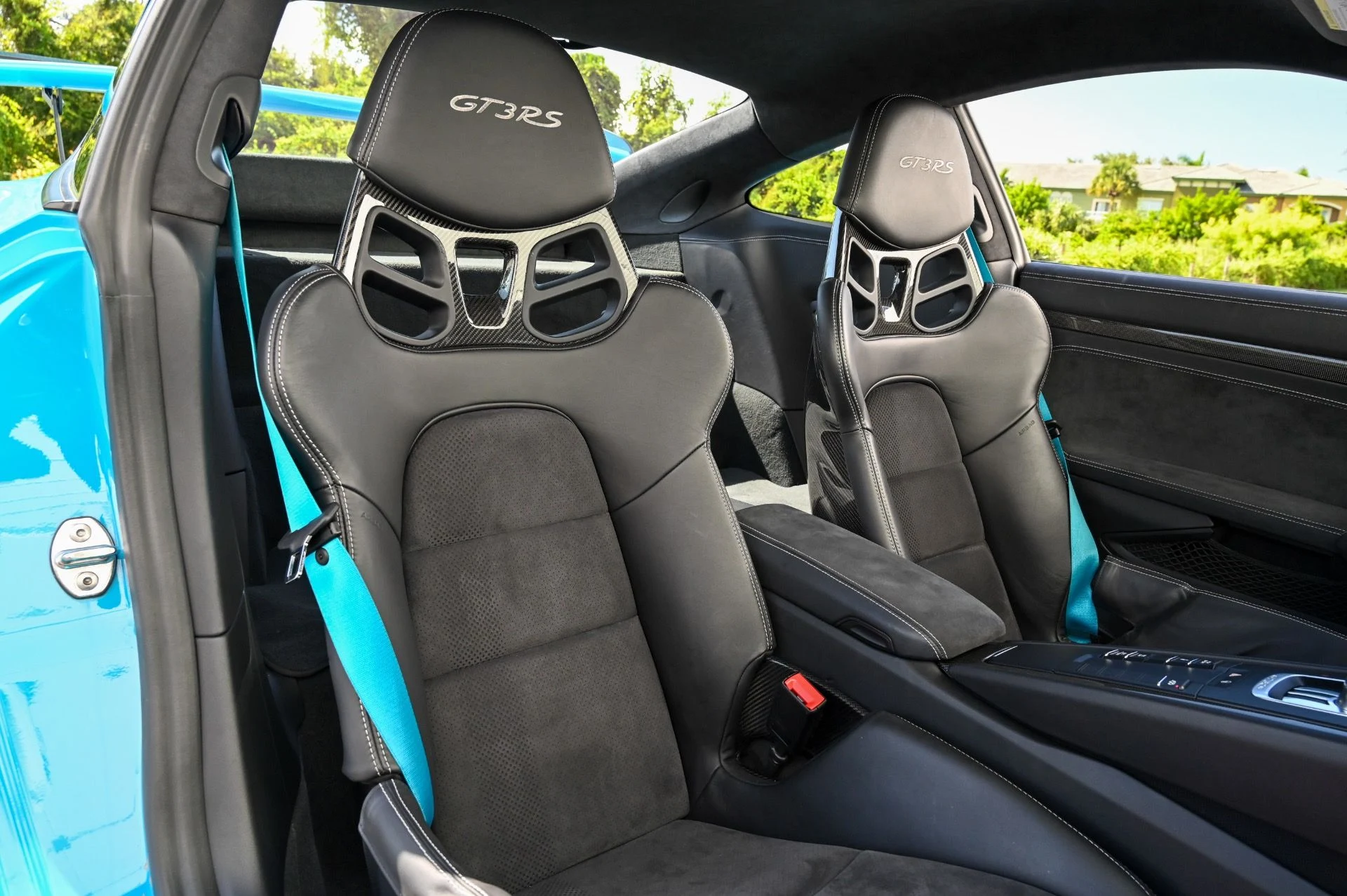 mph041_1865114119_Used_2019_Porsche_911_GT_3_RS_1772736329_6e71f3873a