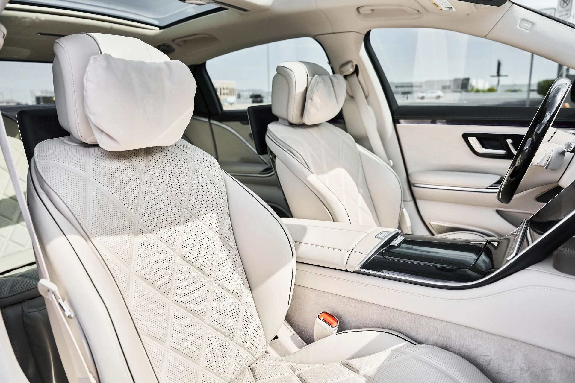 mph041_187126675_Used_2024_Mercedes_Benz_S_Class_Maybach_S_580_1779327346_2857f5160d