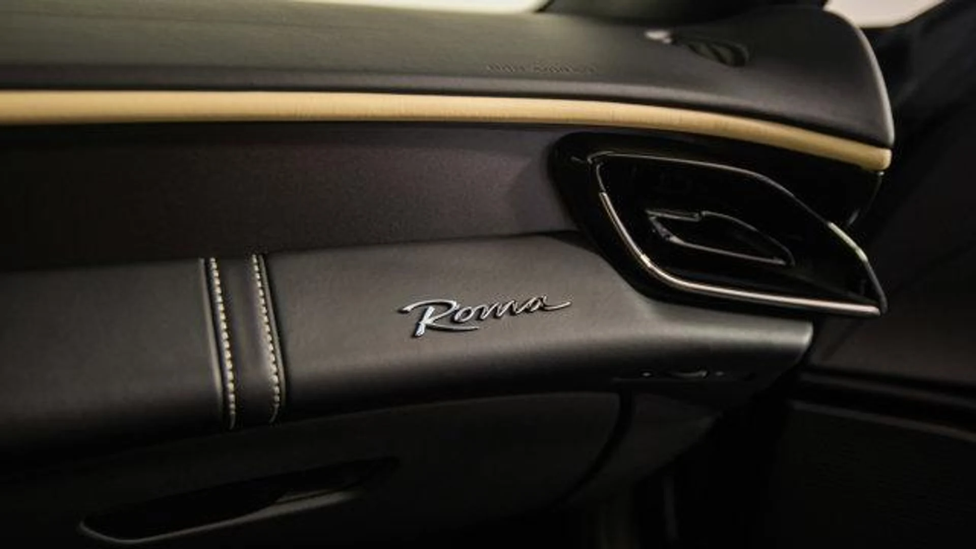 mph041_1884269513_AR_9_QMM_Efbmhk_Ws_Rmti_Yv_Cn938_AA_505f27c119