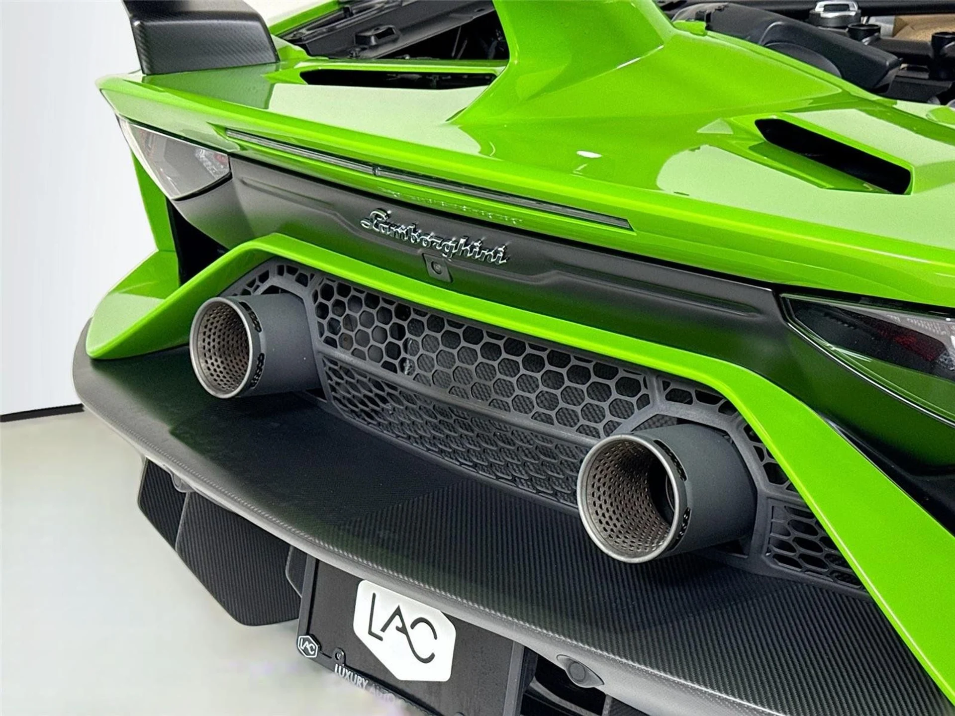 mph041_1887555071_acdc2d23286bede8fc688b73da6f696f_f1b9239d1a