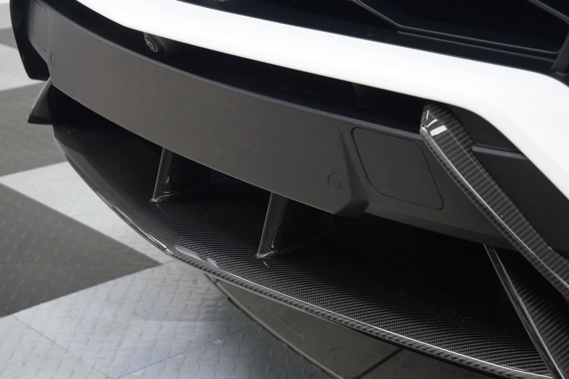 mph041_1898647414_Used_2021_Lamborghini_Urus_Carbon_Fiber_Packs_Inside_and_Out_23_Inch_Wheels_1775930480_bdc94f1337