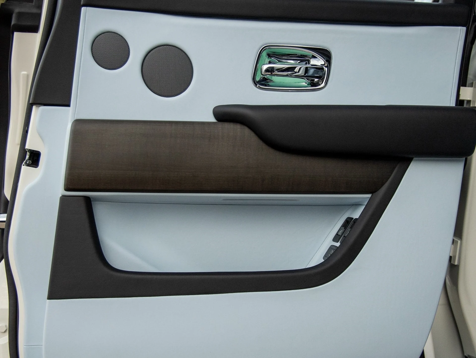 mph041_1914420164_42_e45346f030