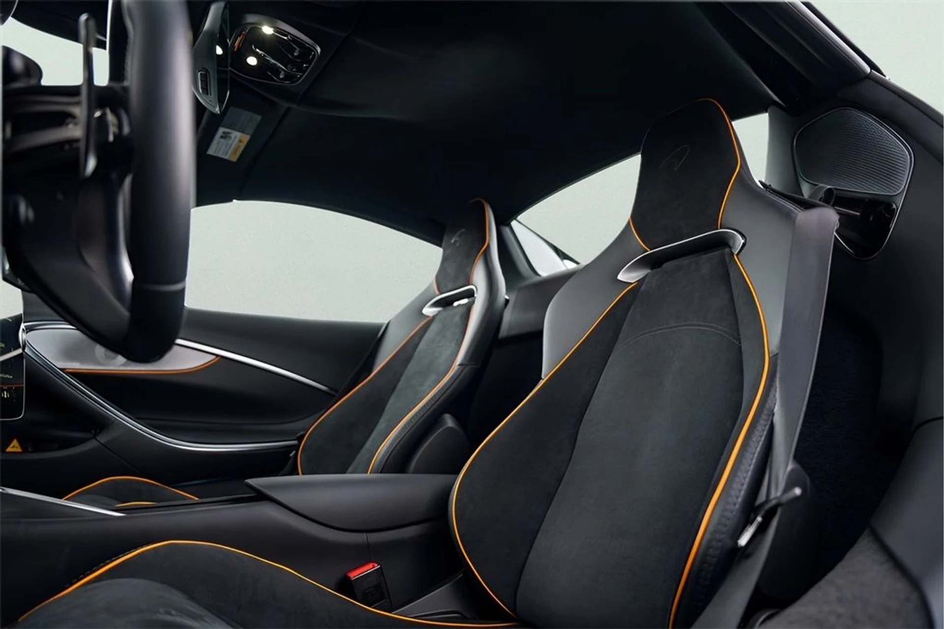 mph041_1925752550_image_42_1cc18eb302