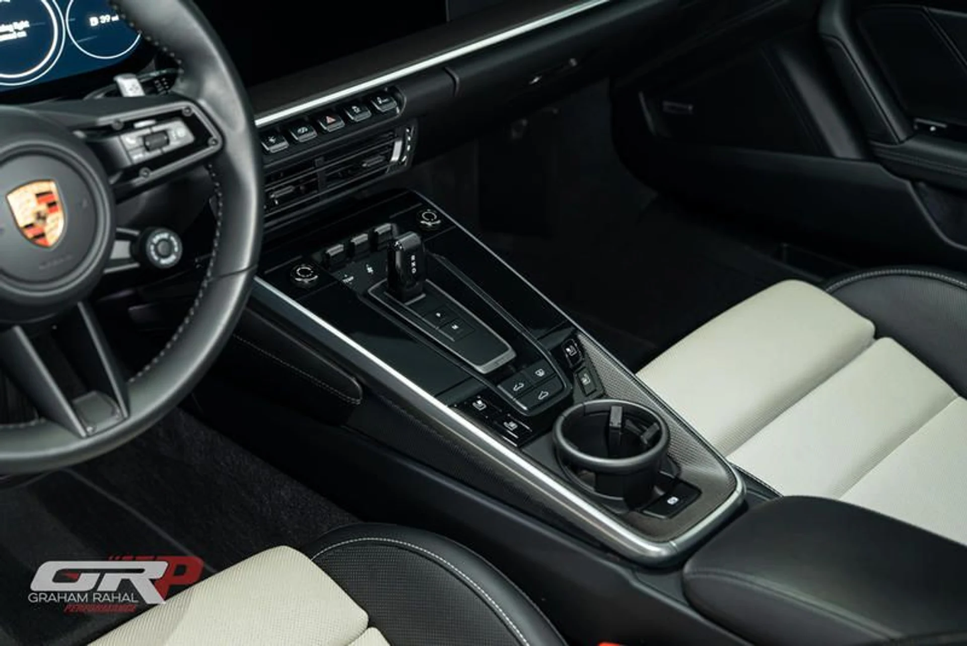 mph041_1928180360_685_E9_C5_D_B581_40_E6_9661_ABB_18_B9_A1352_7639761fe2