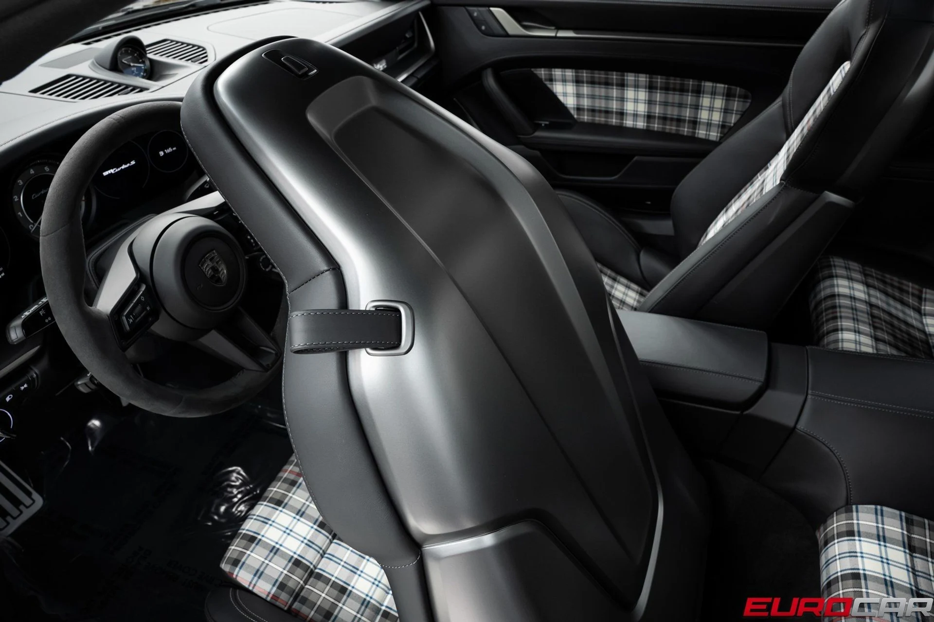 mph041_1931653535_image_42_3f041c501d