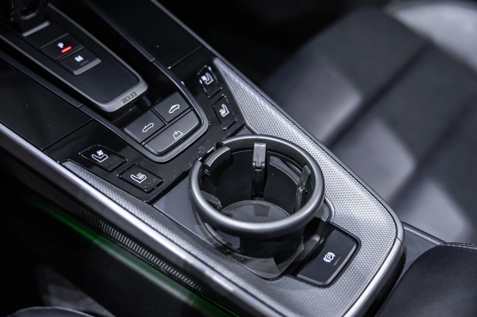 mph041_1934002925_9w_406fef11a2