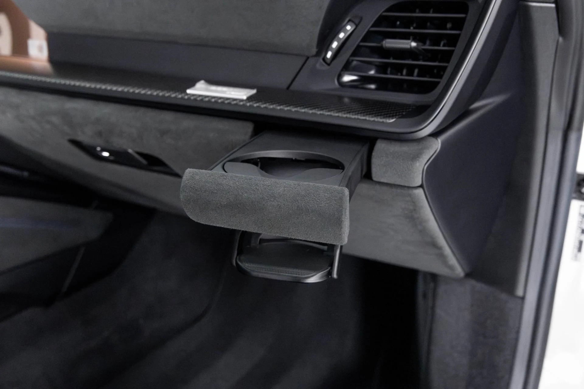 mph041_1937921469_Used_2024_Porsche_911_GT_3_RS_1763426488_3fb058c561