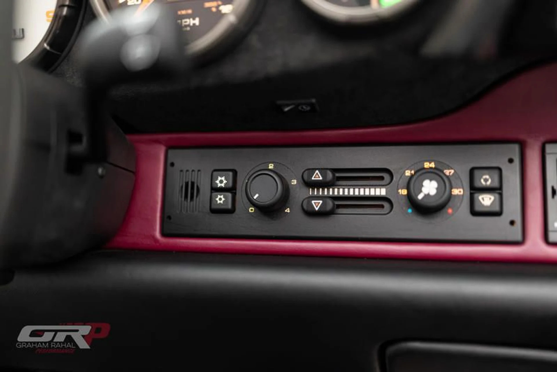 mph041_1953722320_DF_24_C184_4_D79_4639_850_A_DBBE_34_D3_CBFF_e688a57098