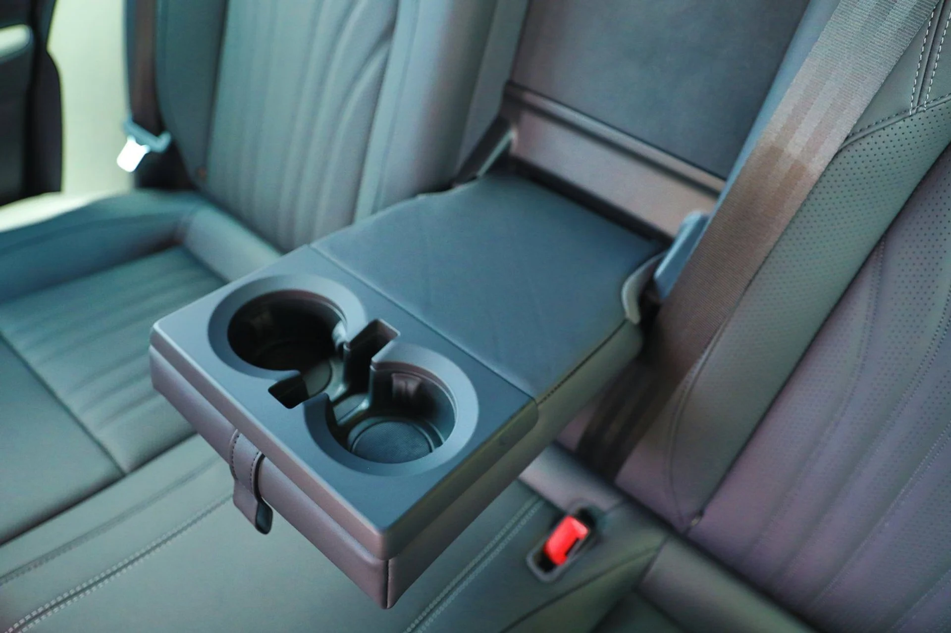 mph041_1957123409_097f5f68a3ae440f9e318882cb81fef5_d1a1a2fbea