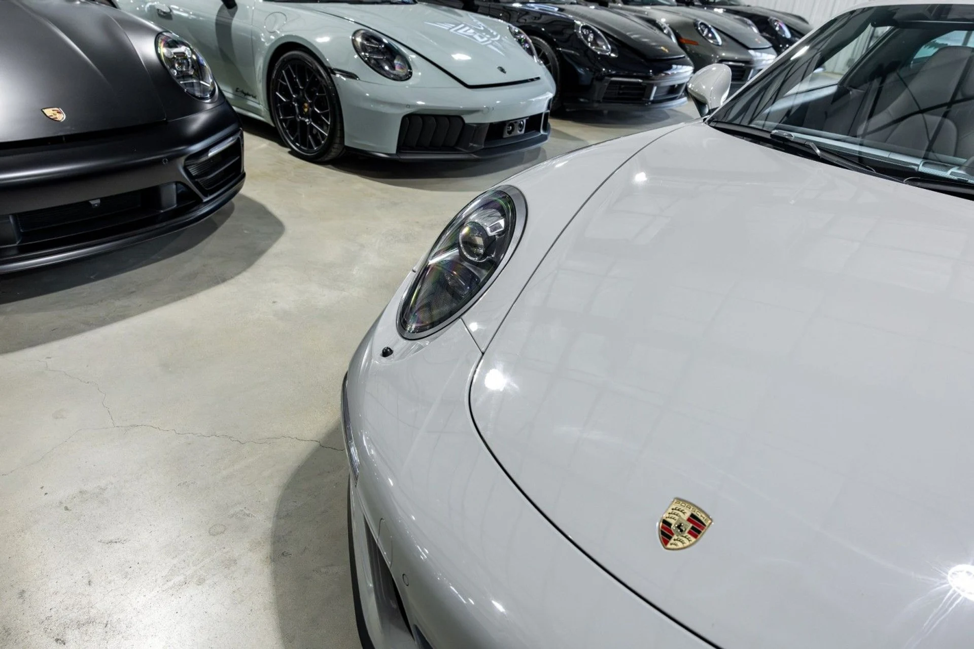 mph041_1961641462_p_Q_587b0567a1