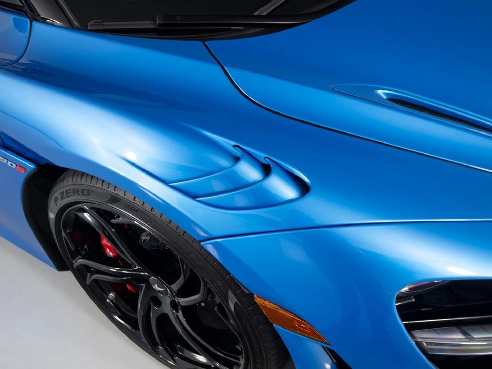 mph041_1965343270_c2d1f12c5f41e5889797717a590e4230x_d35e493b6a