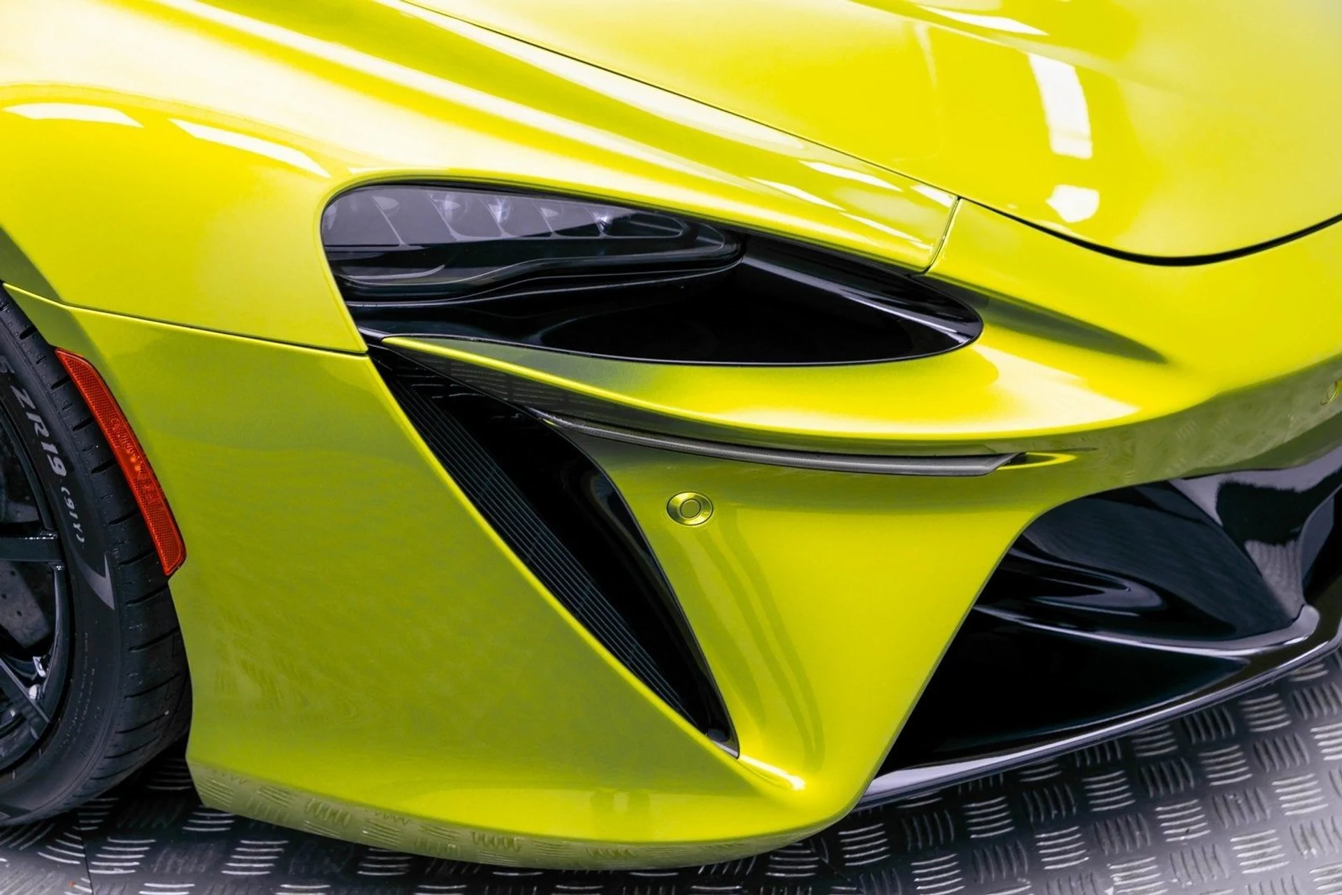 mph041_1971810129_42_9df621933a