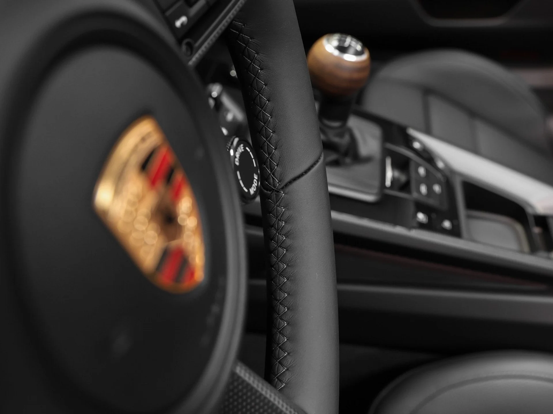 mph041_1972858613_42_7fa49ac9ef