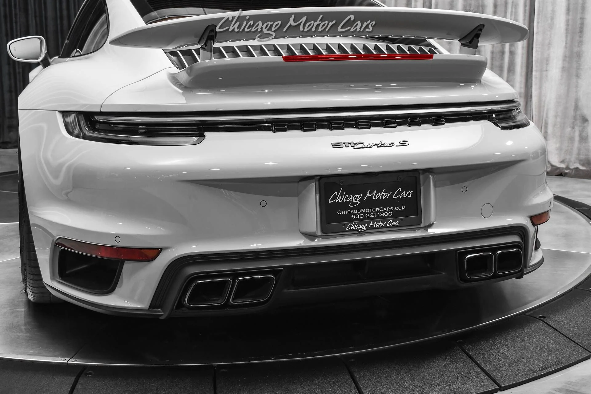 mph041_1978566128_10645_p42_l_1201ce6012