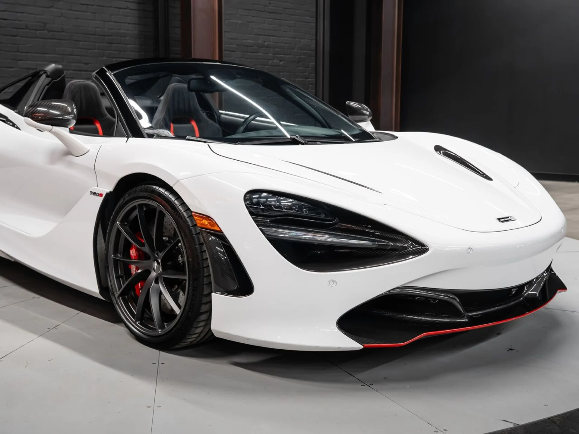 mph041_1978995703_mclaren_720s_2019_86cd2fe16e
