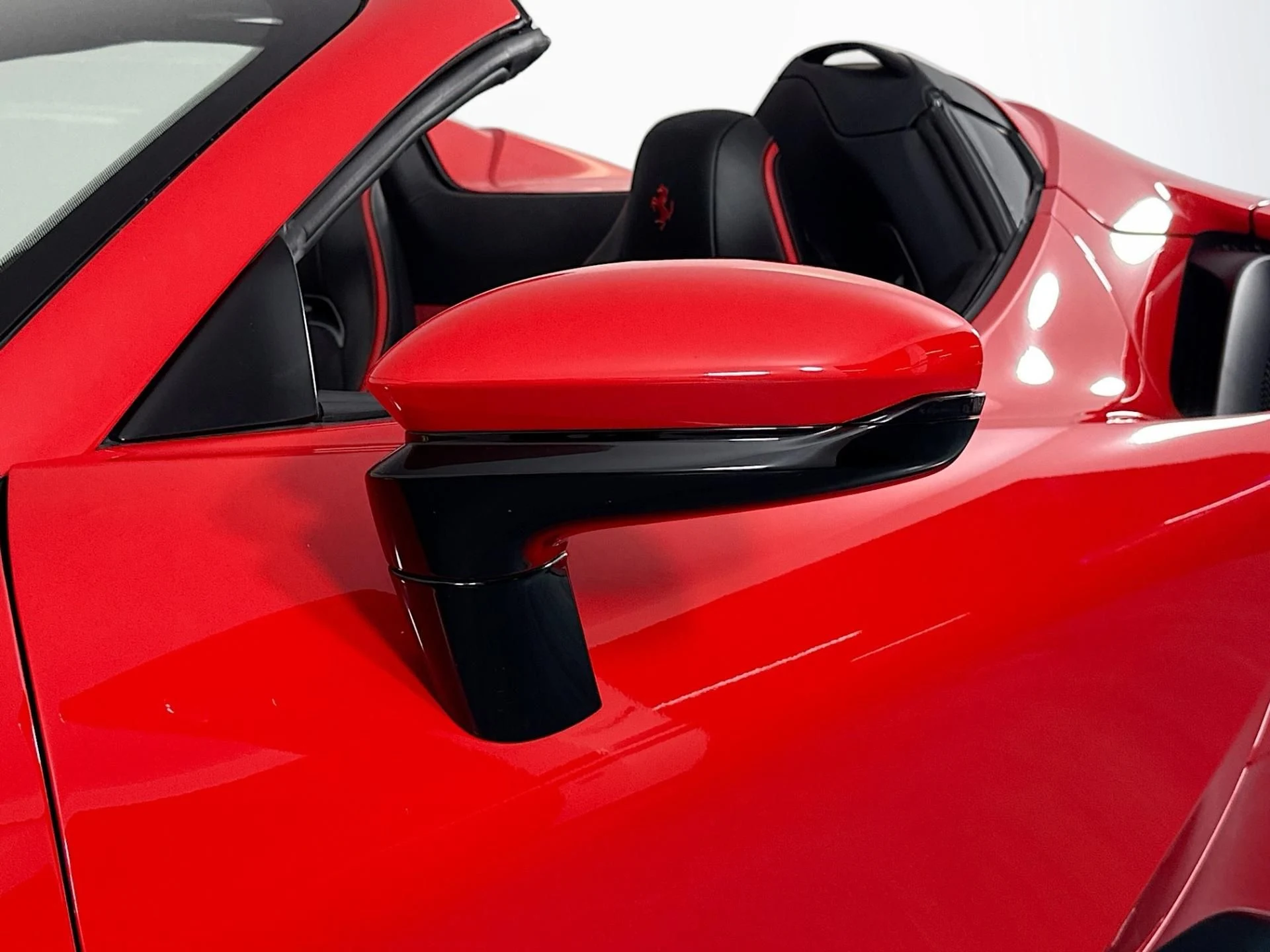 mph041_1983488861_Used_2025_Ferrari_SF_90_Spider_1784143816_22345fd3cd