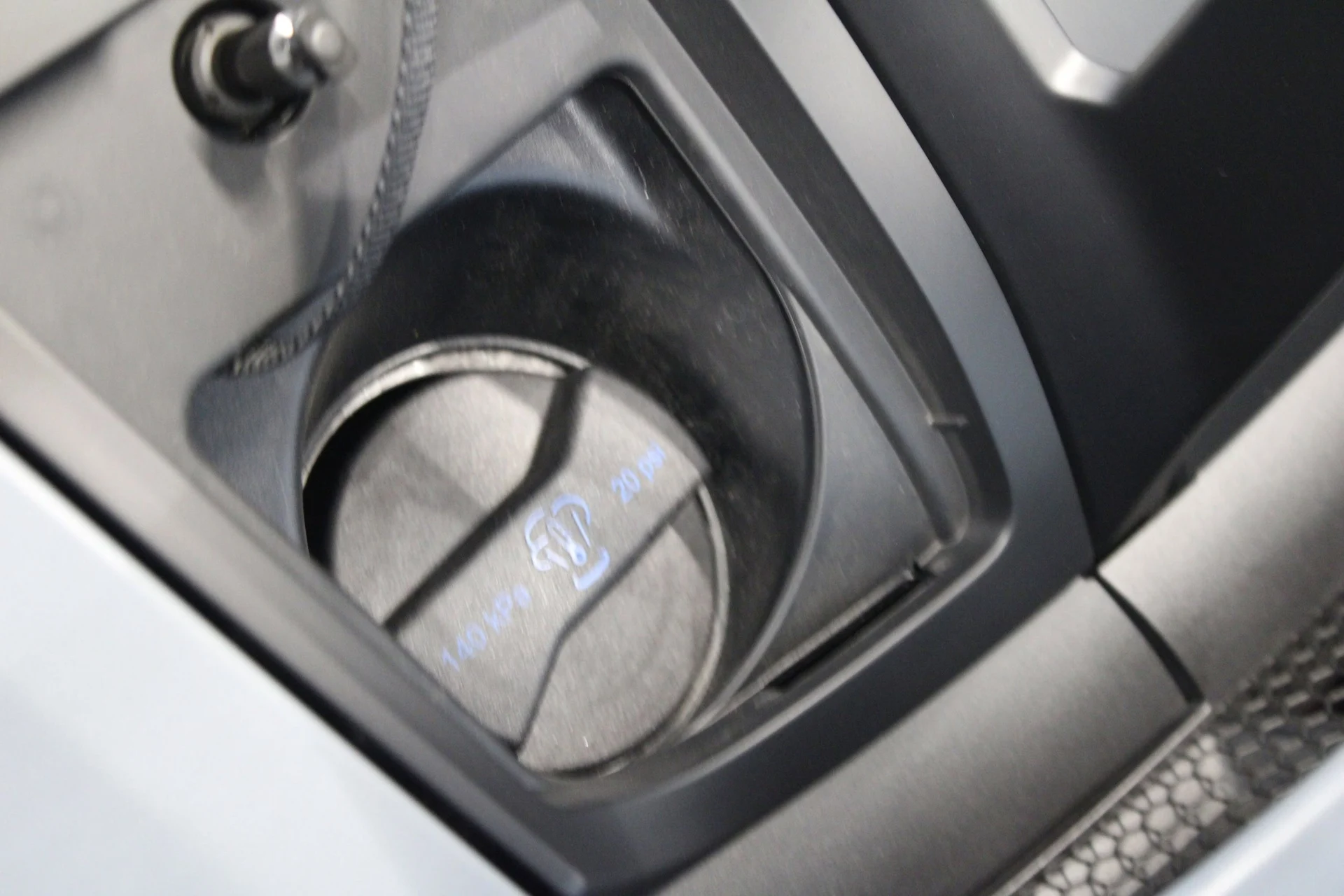 mph041_1989048622_5cb48c85681a17c490b357bc3d6eb272x_d7200bd3f6