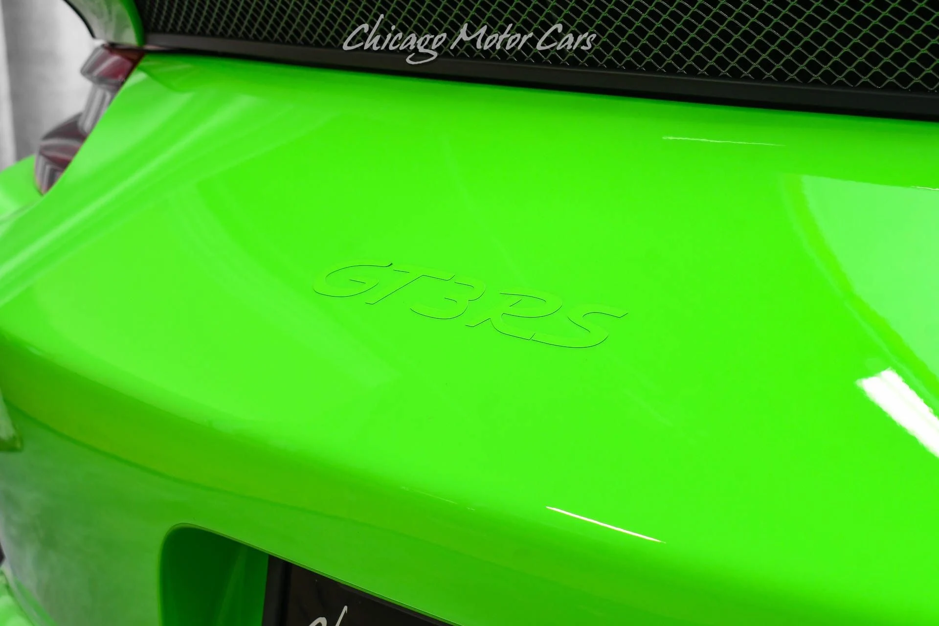 mph041_1991179911_13240_p42_l_e677c24294