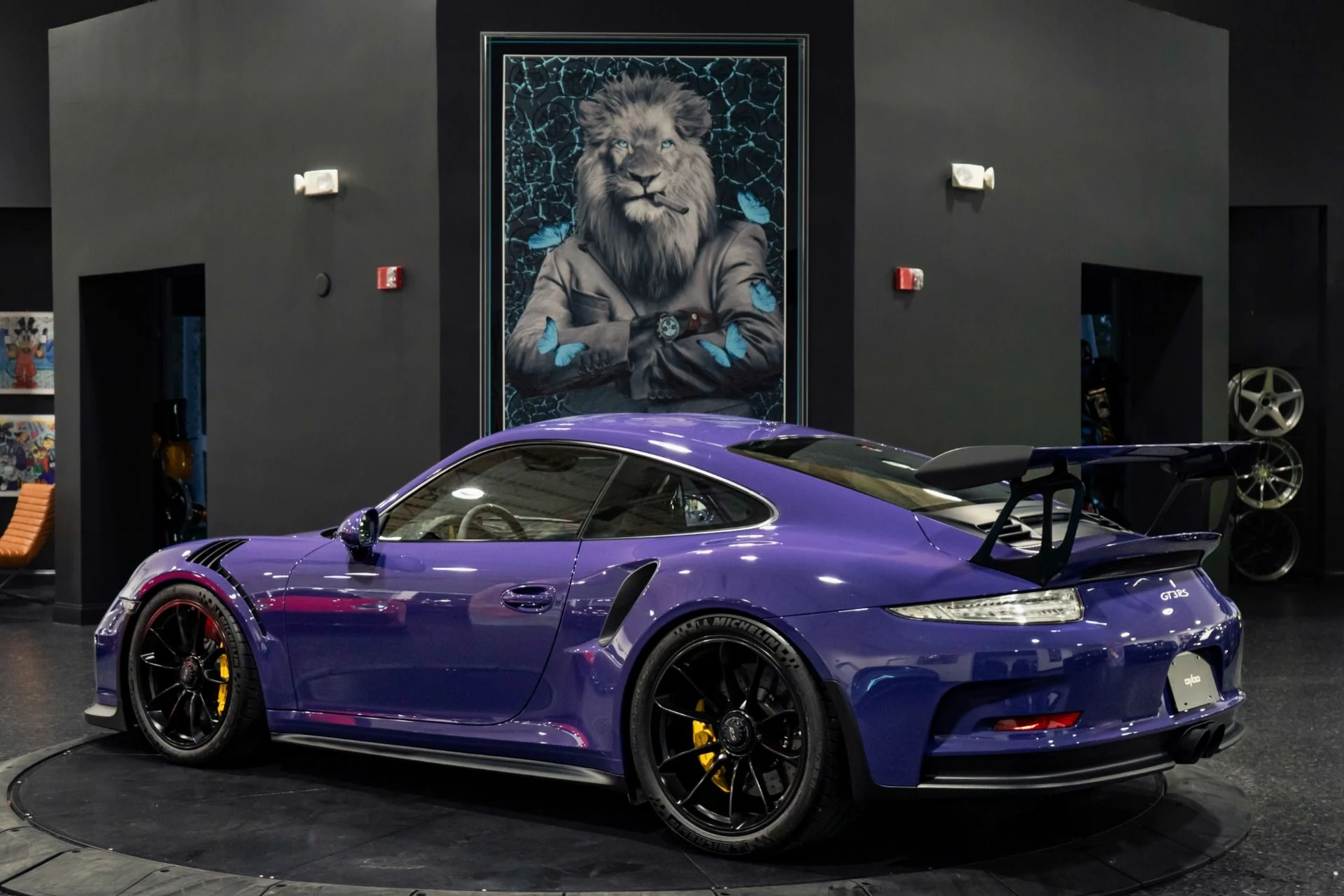 mph041_1992253251_Used_2016_Porsche_911_GT_3_RS_1772644390_4cf87cbf46